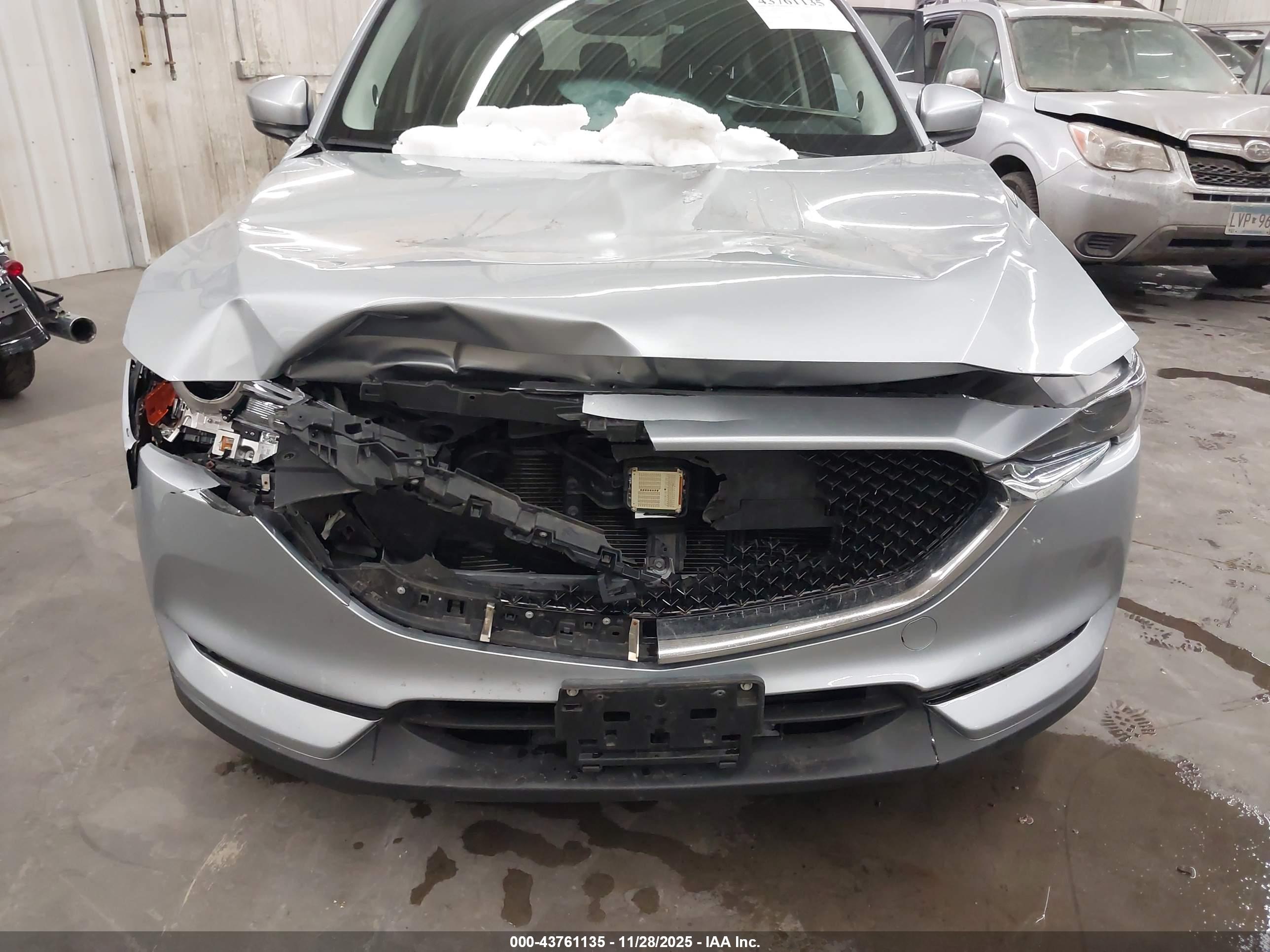 MAZDA CX-5 image 6