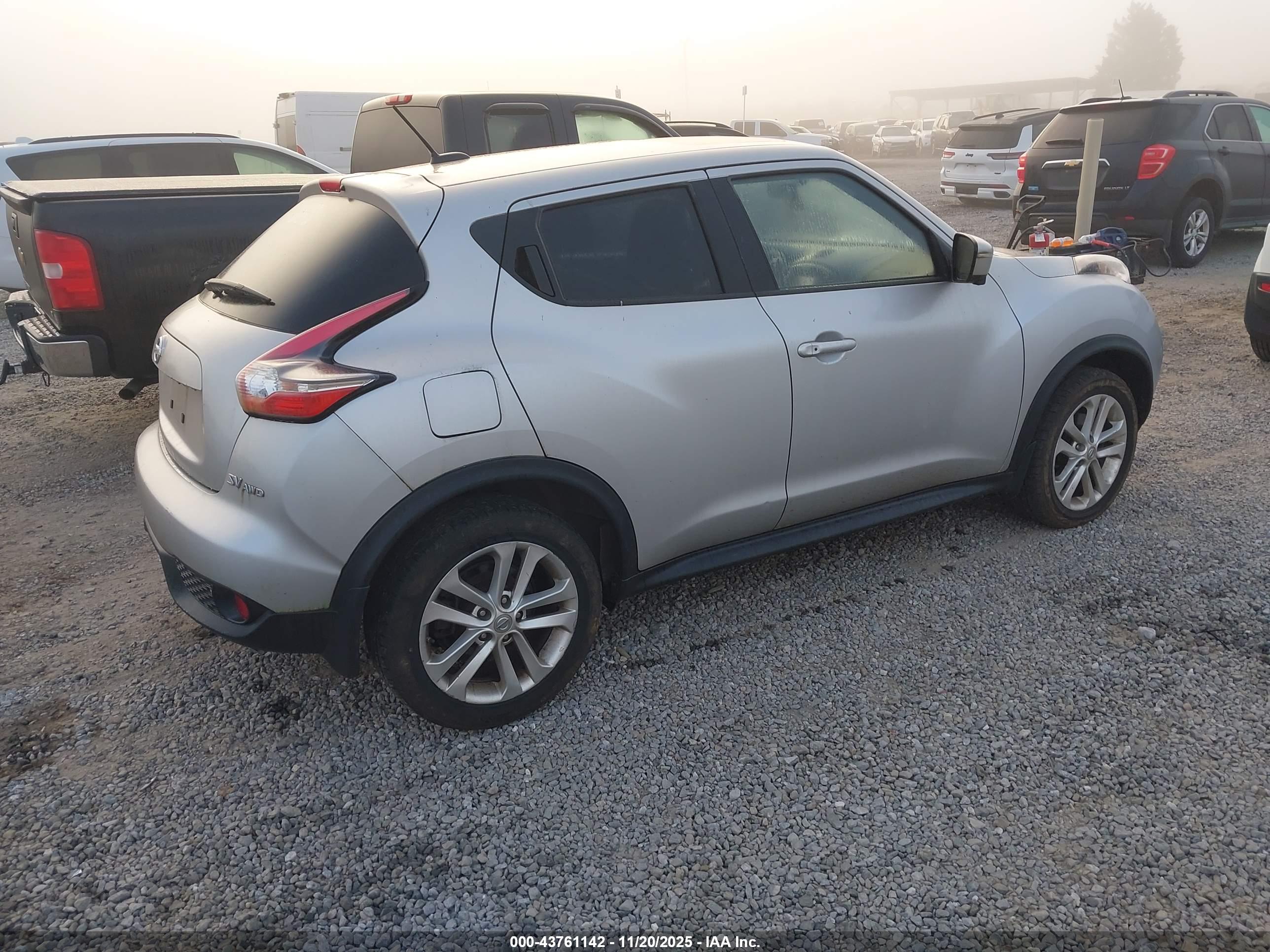 NISSAN JUKE image 4