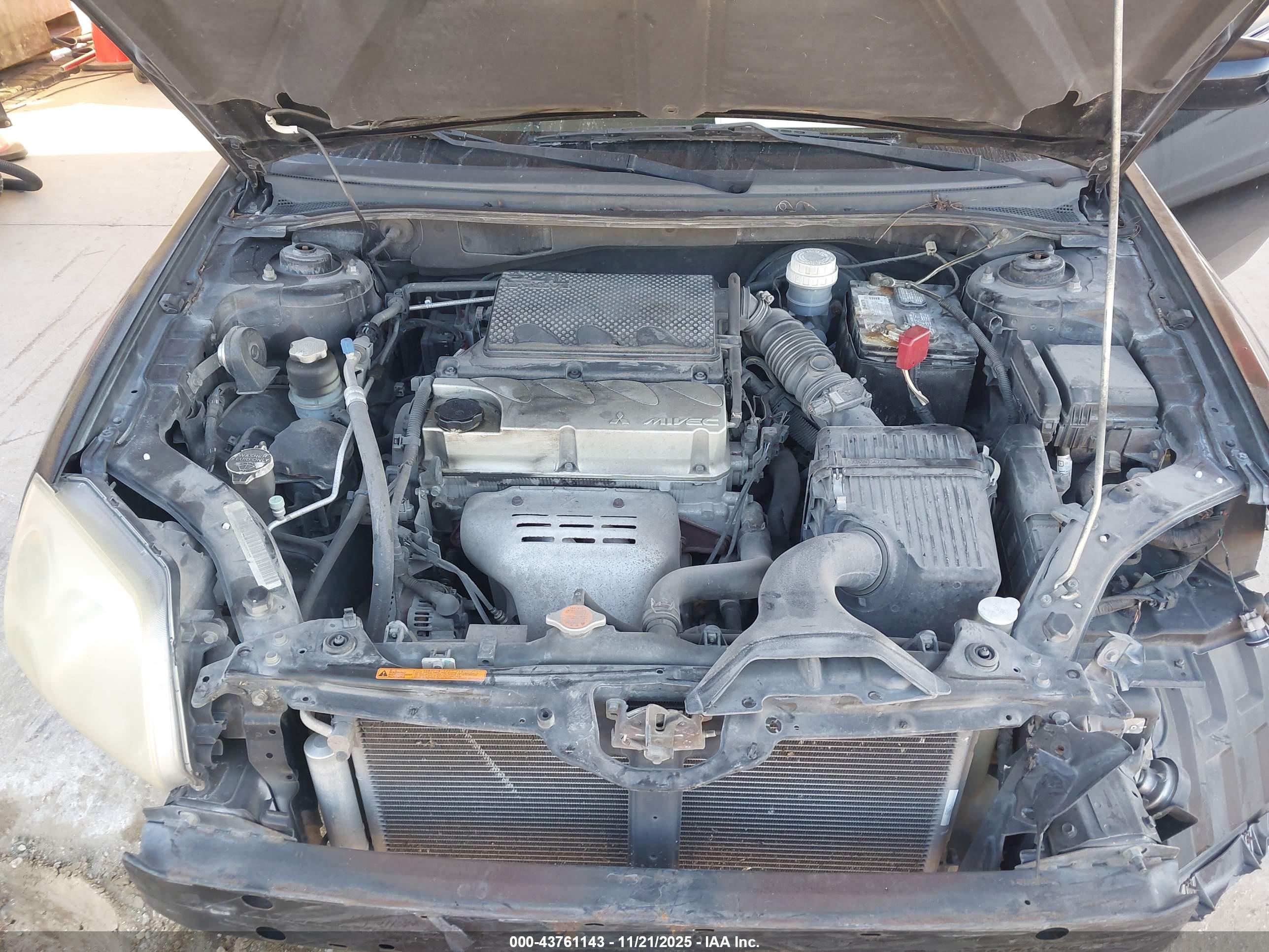MITSUBISHI GALANT image 10