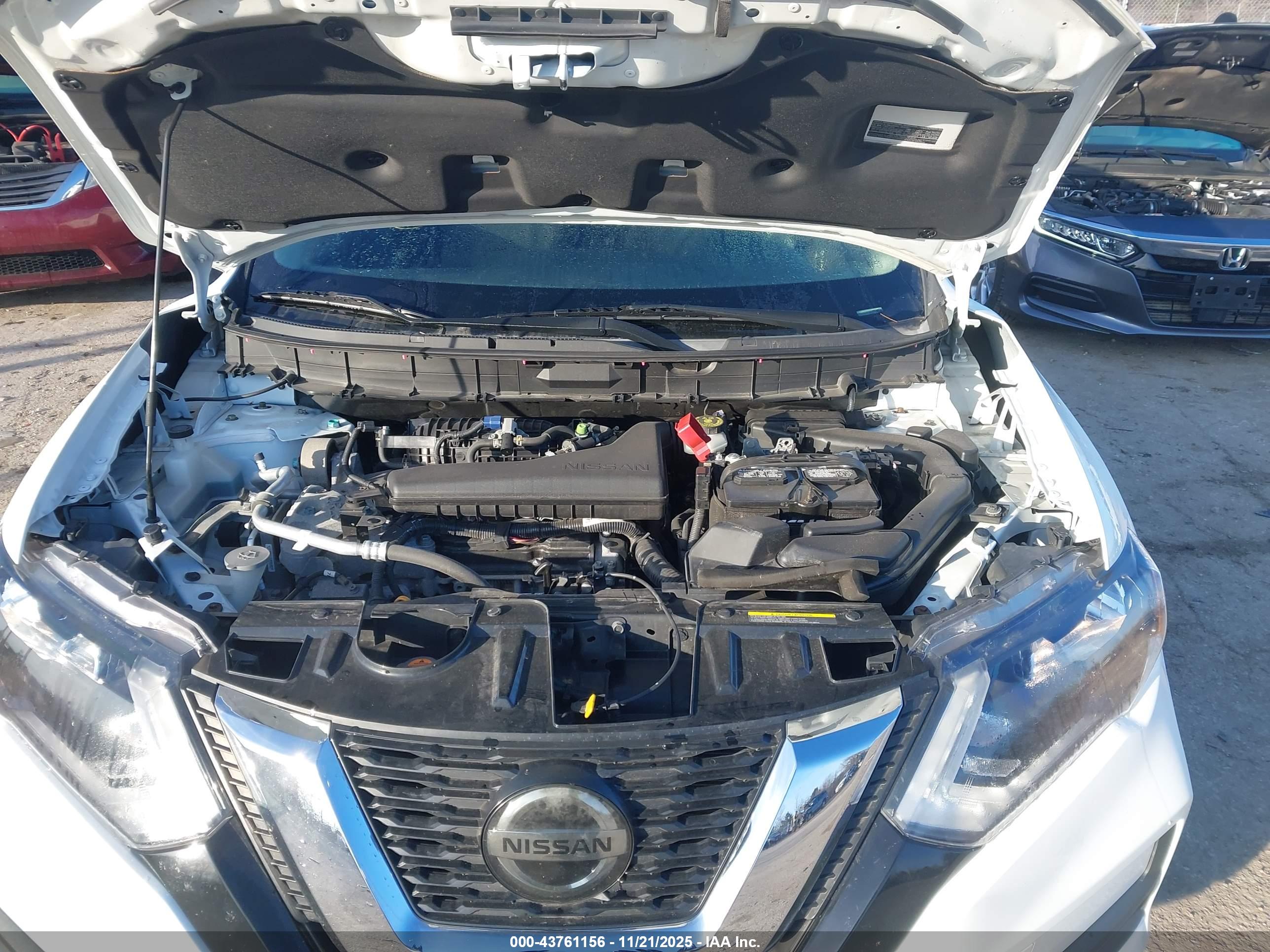 NISSAN ROGUE image 10