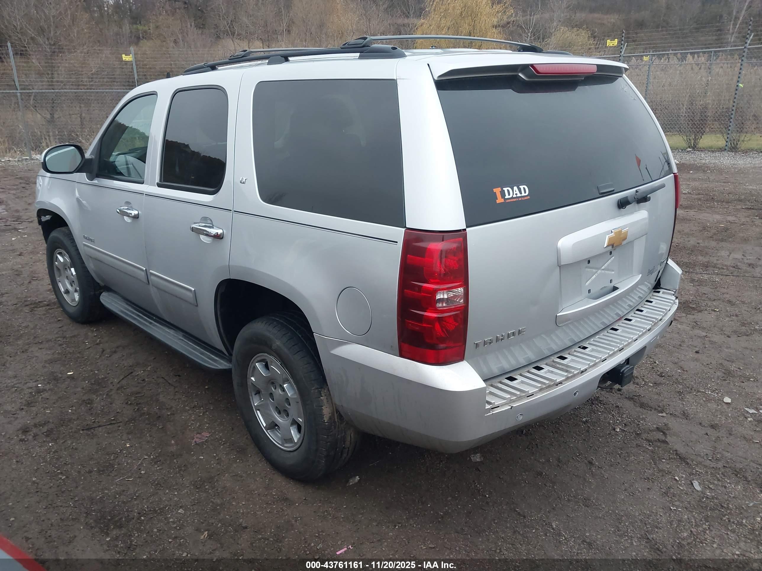 CHEVROLET TAHOE image 3