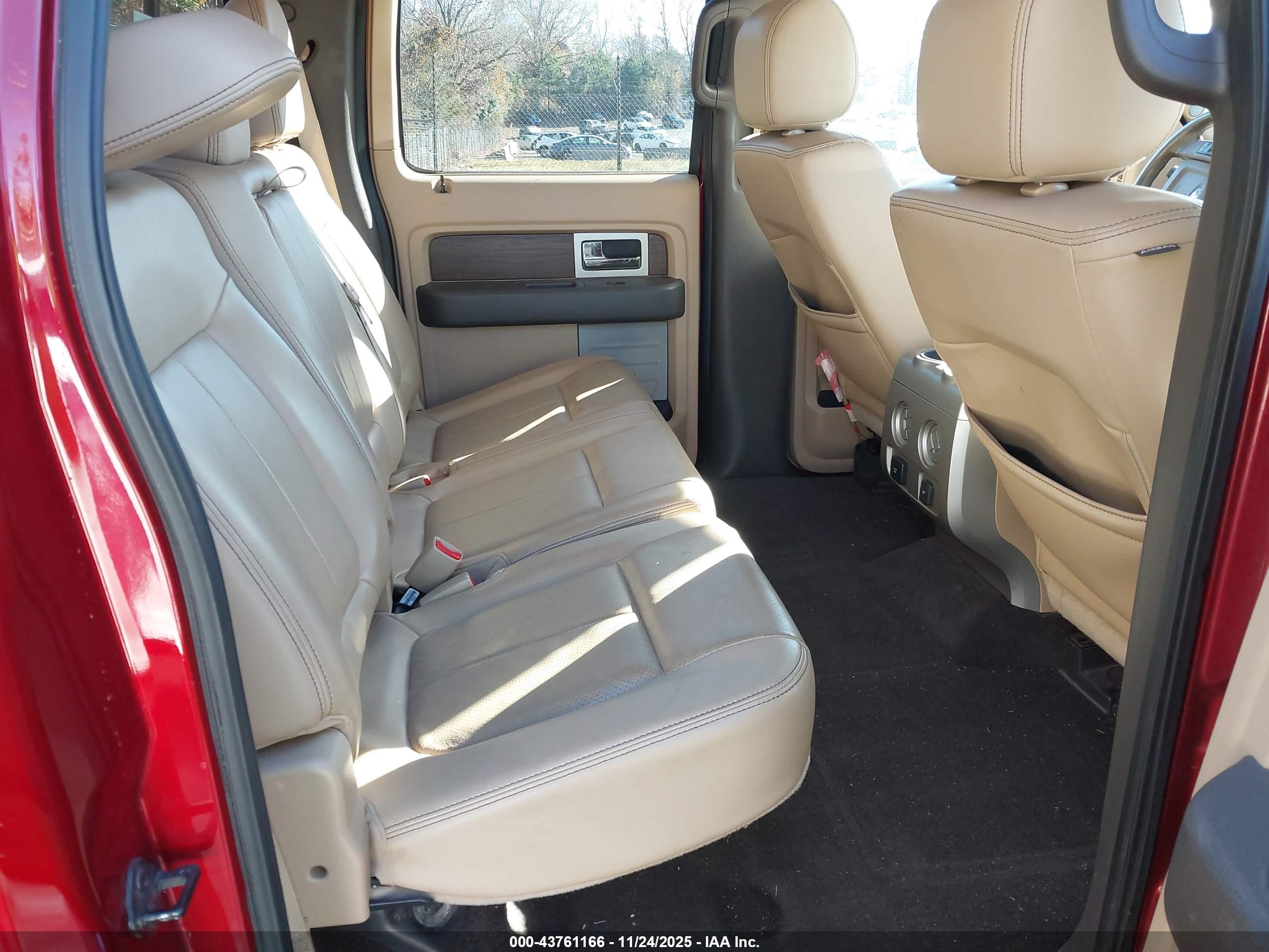 FORD F-150 image 8