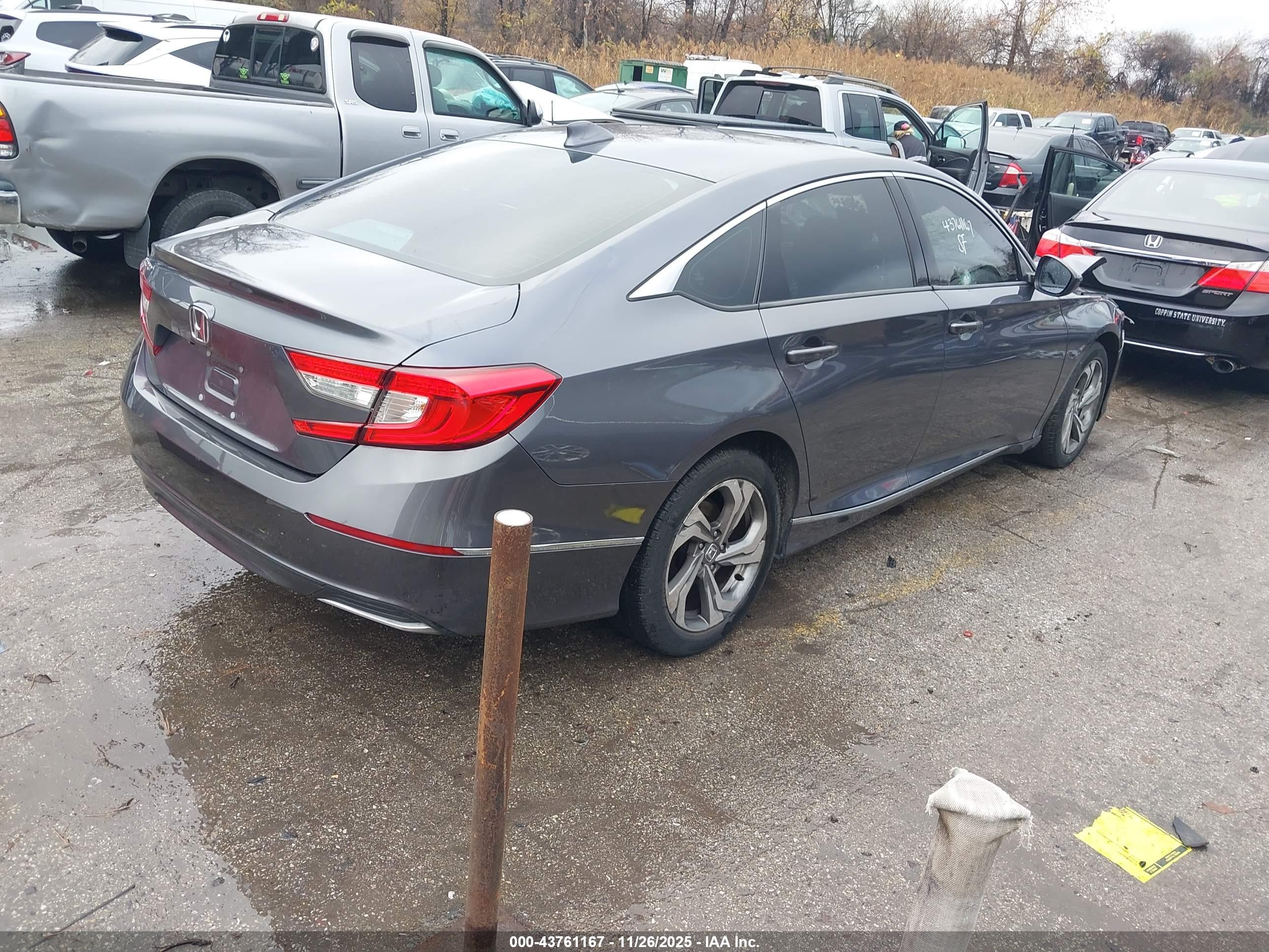 HONDA ACCORD image 4