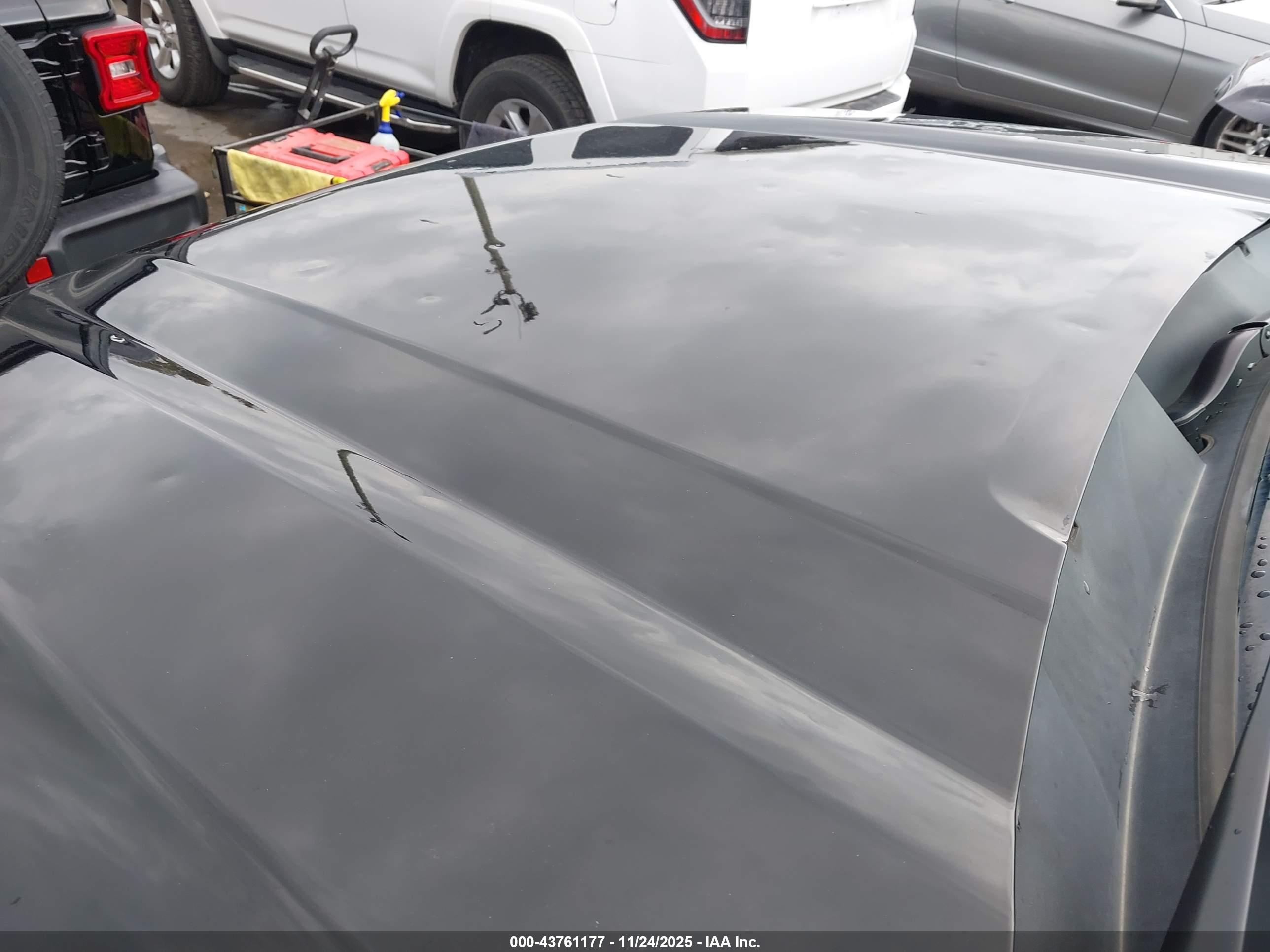 GMC SIERRA image 6