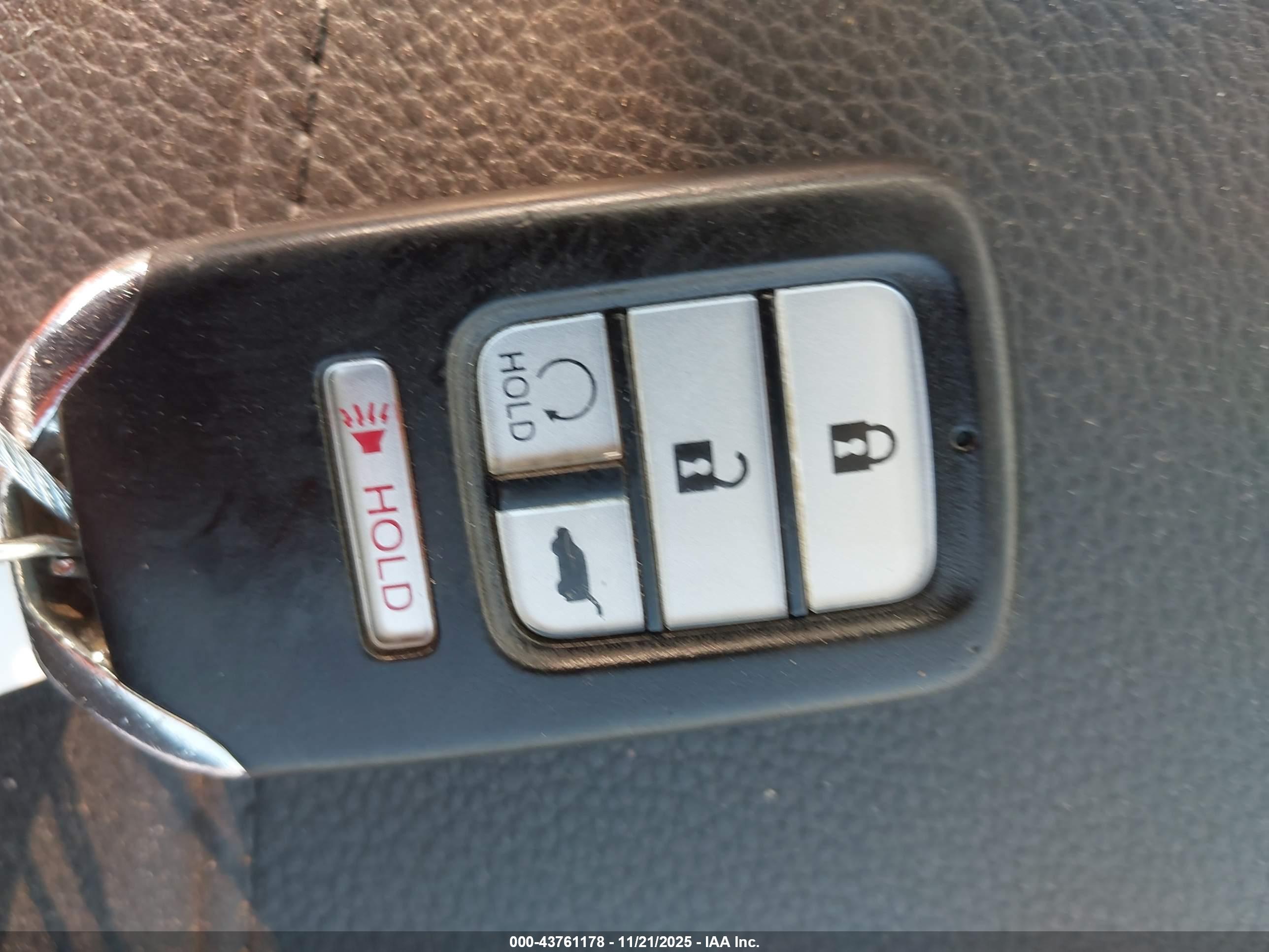 HONDA PILOT image 11