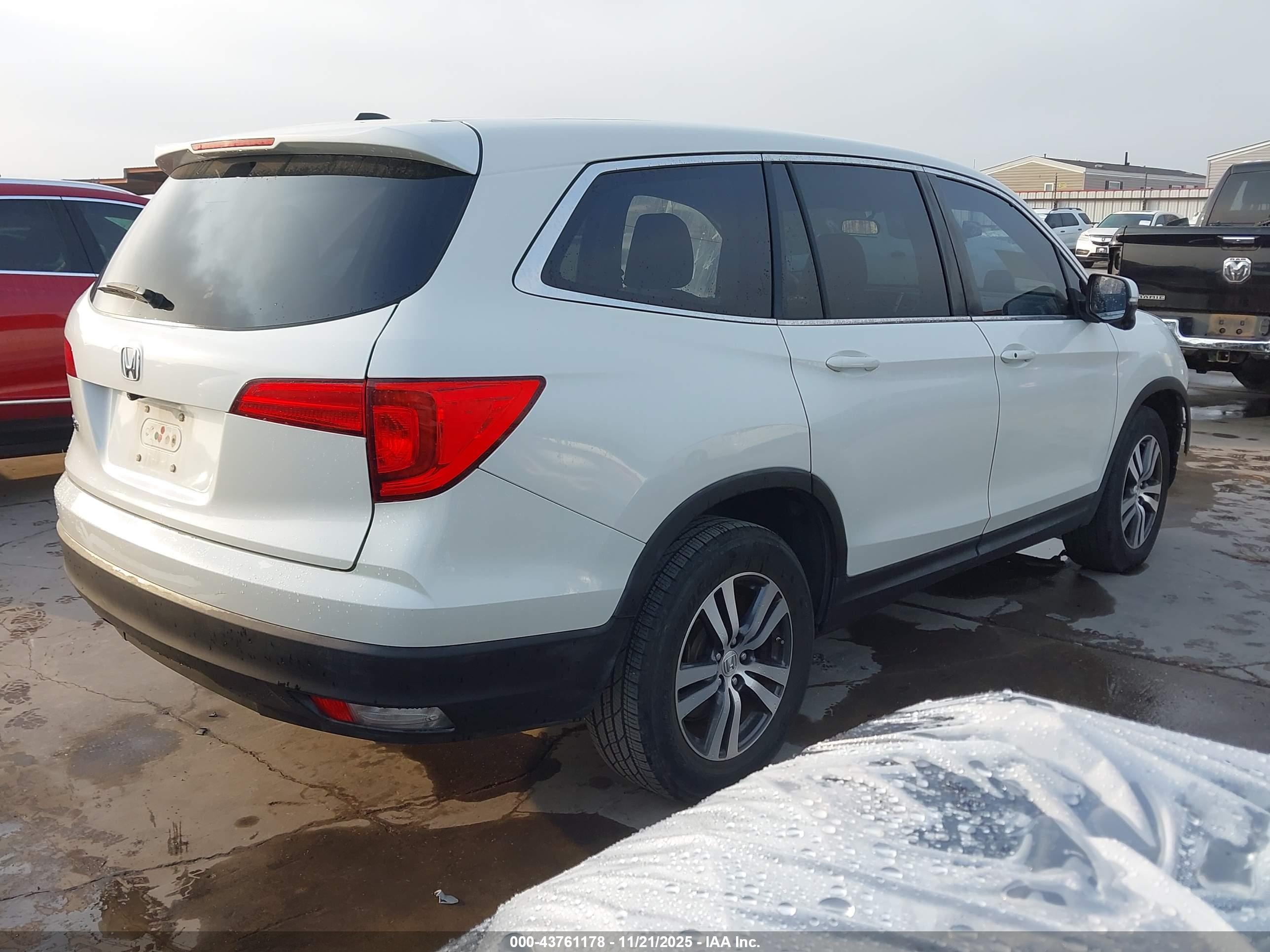 HONDA PILOT image 4