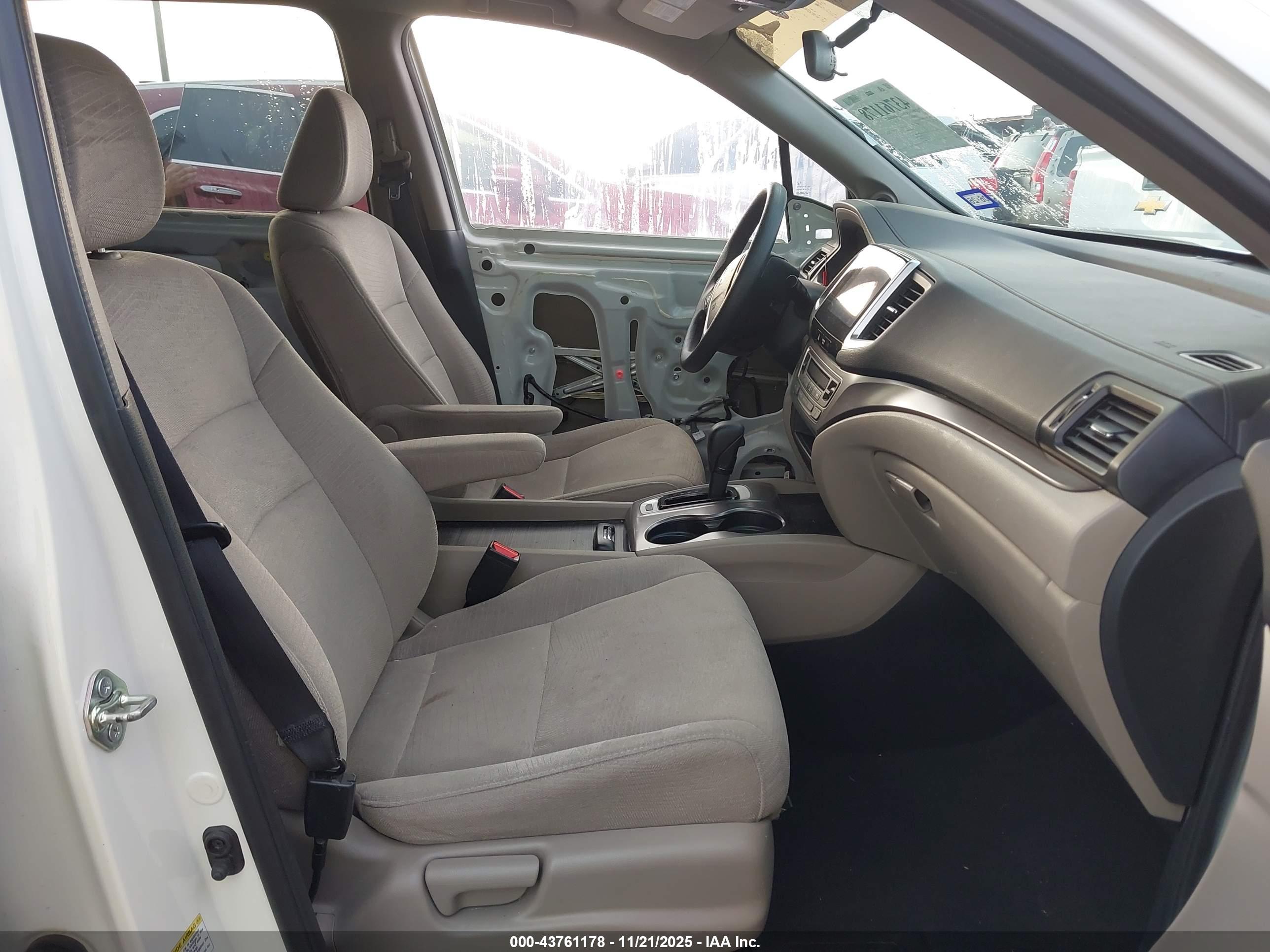 HONDA PILOT image 5