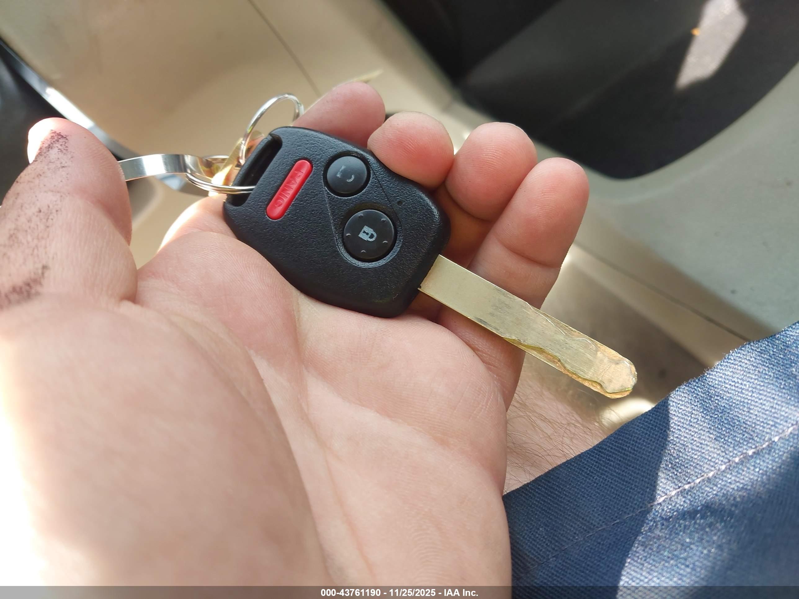 HONDA CIVIC image 11