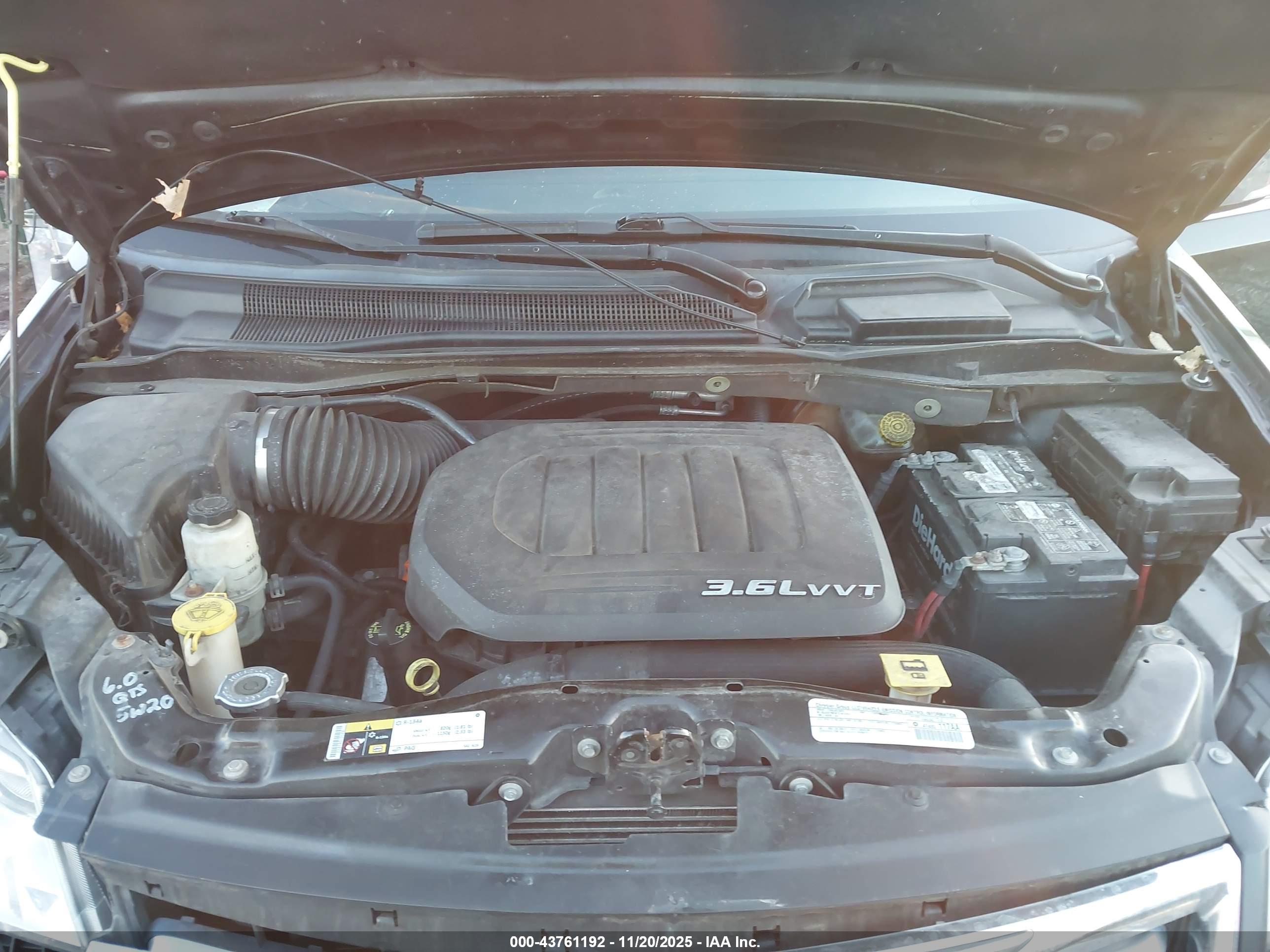 CHRYSLER TOWN image 10