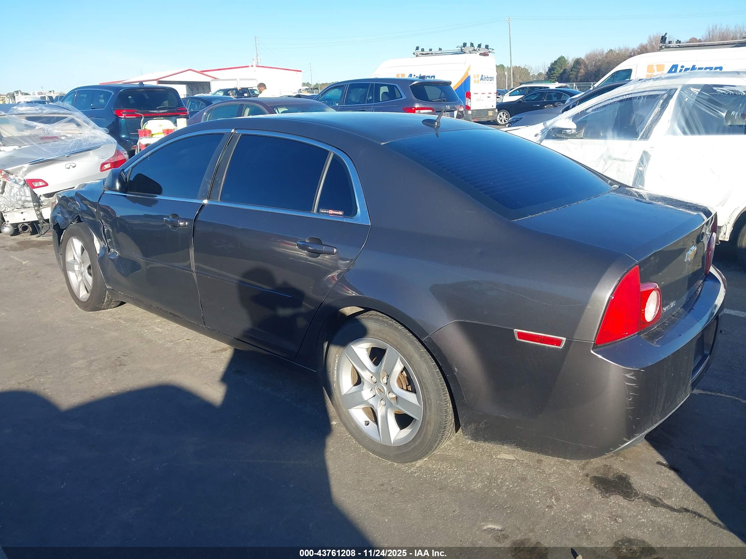 CHEVROLET MALIBU image 3