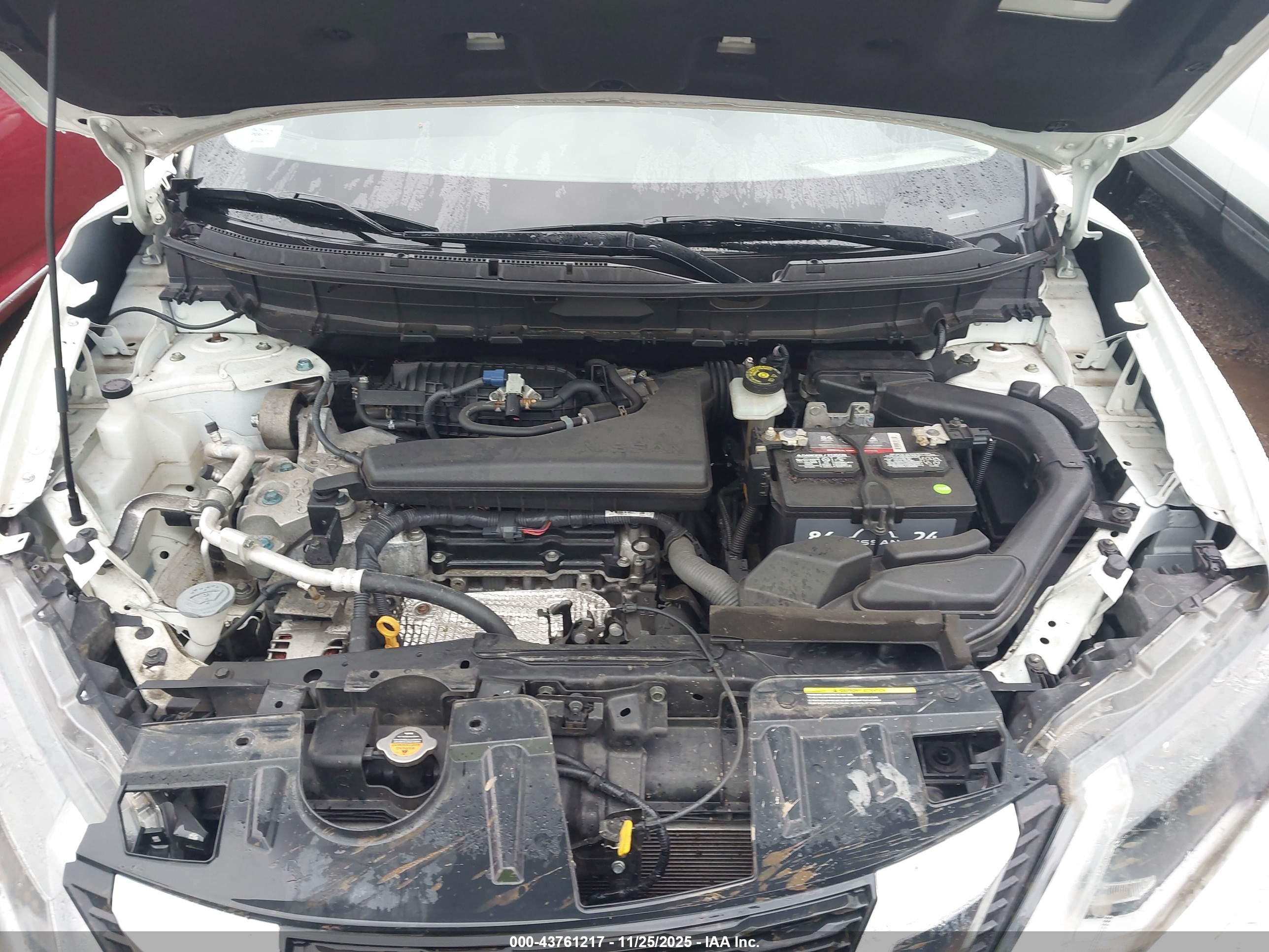 NISSAN ROGUE image 10