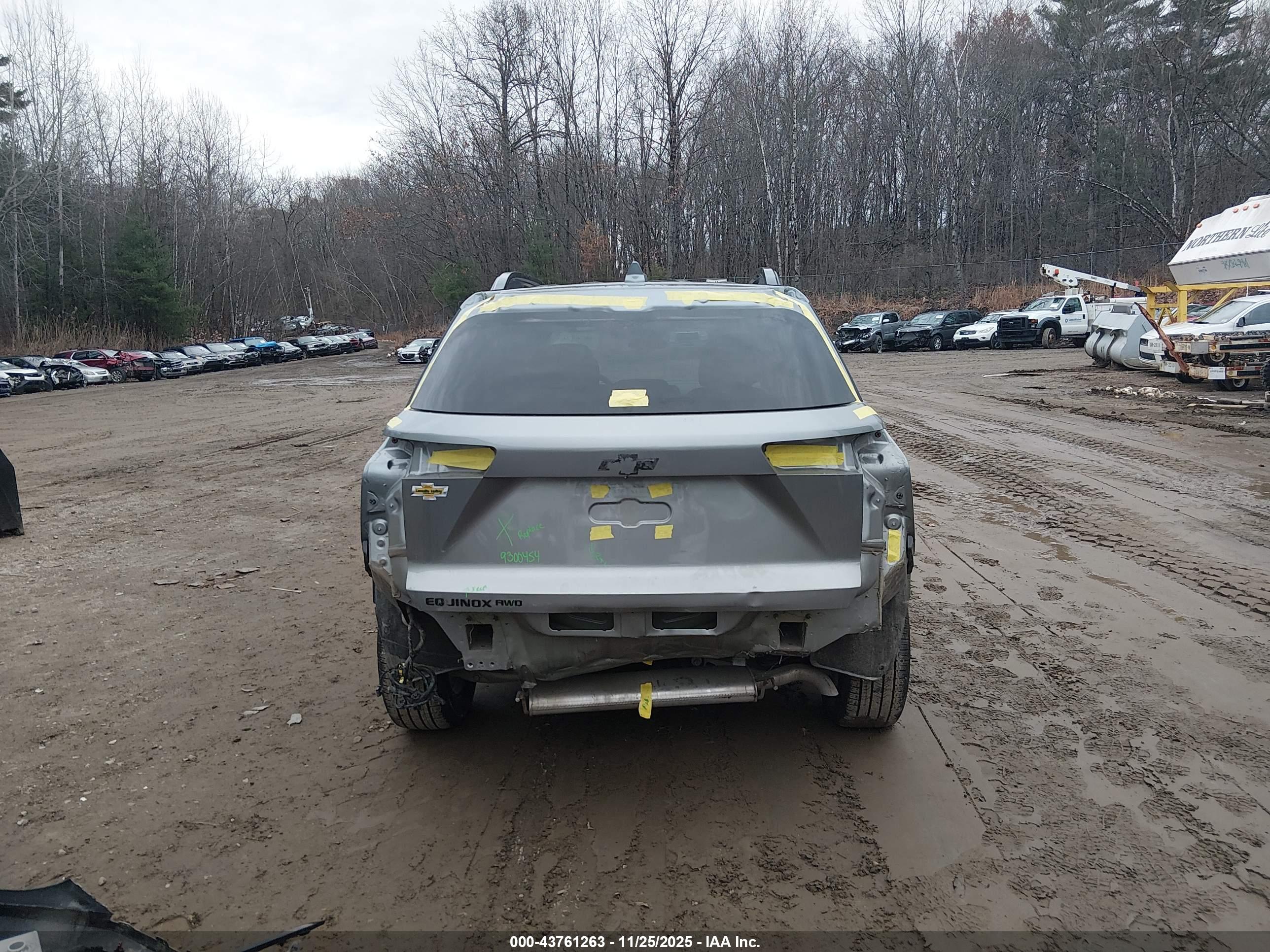 CHEVROLET EQUINOX image 6