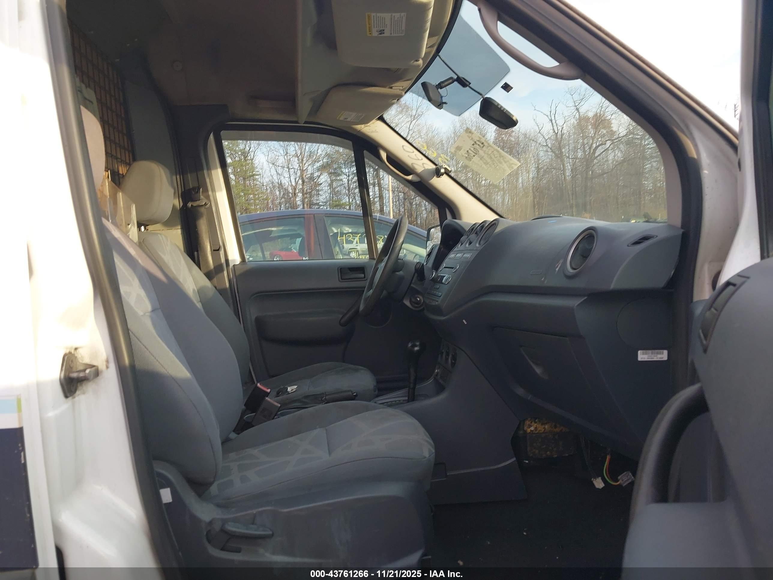 FORD TRANSIT image 5