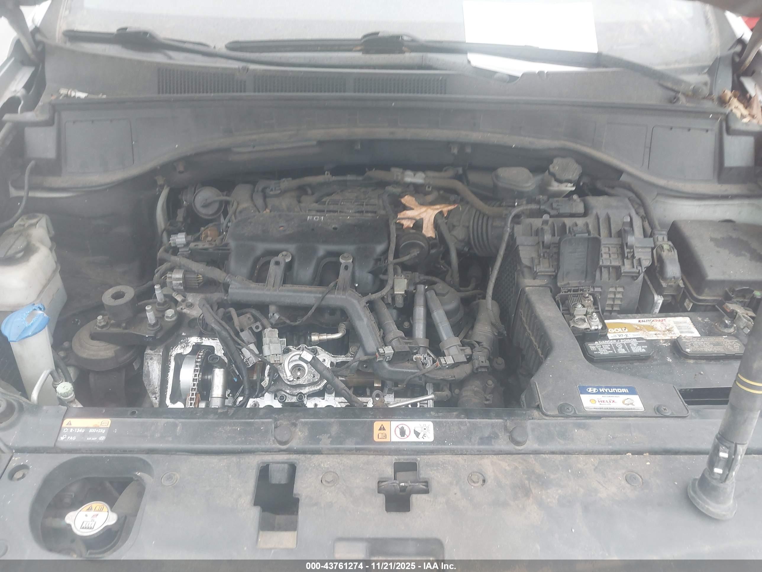 HYUNDAI SANTA image 10