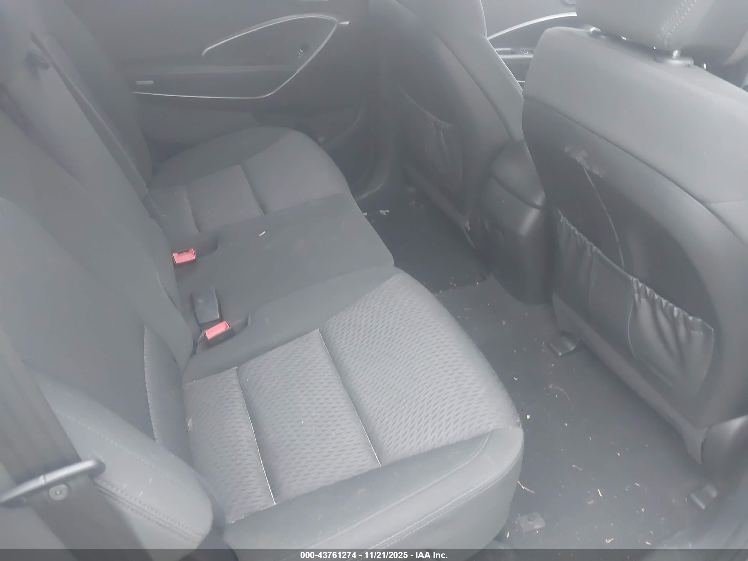 HYUNDAI SANTA image 8