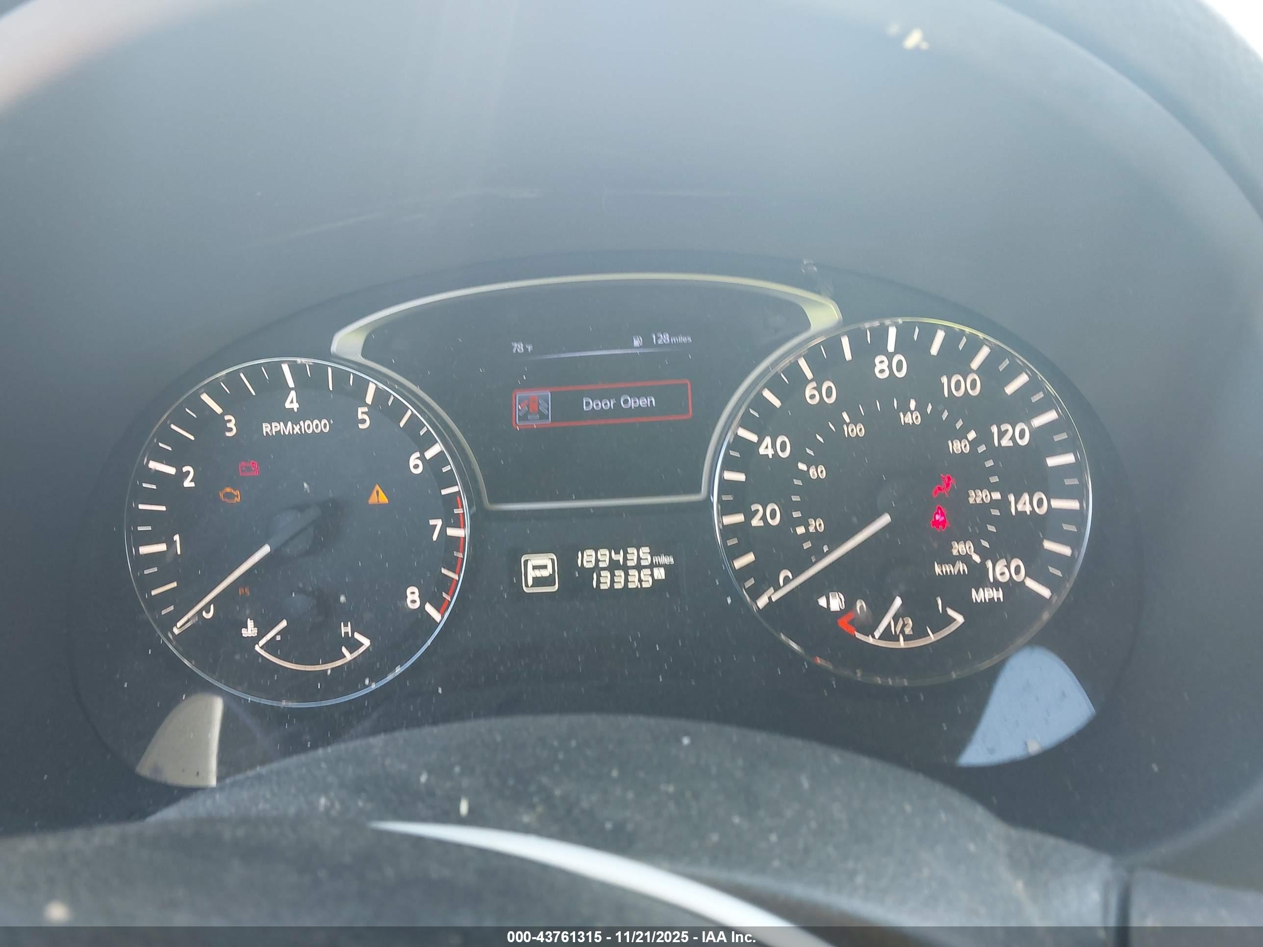 NISSAN ALTIMA image 7