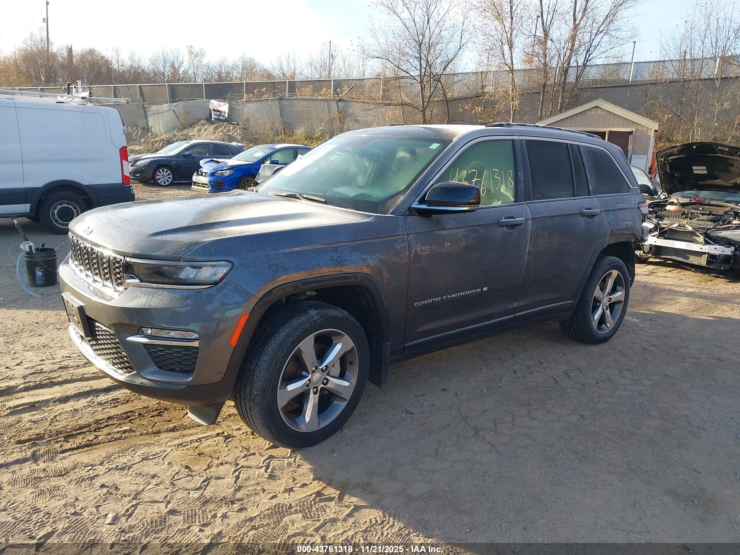 JEEP GRAND image 2