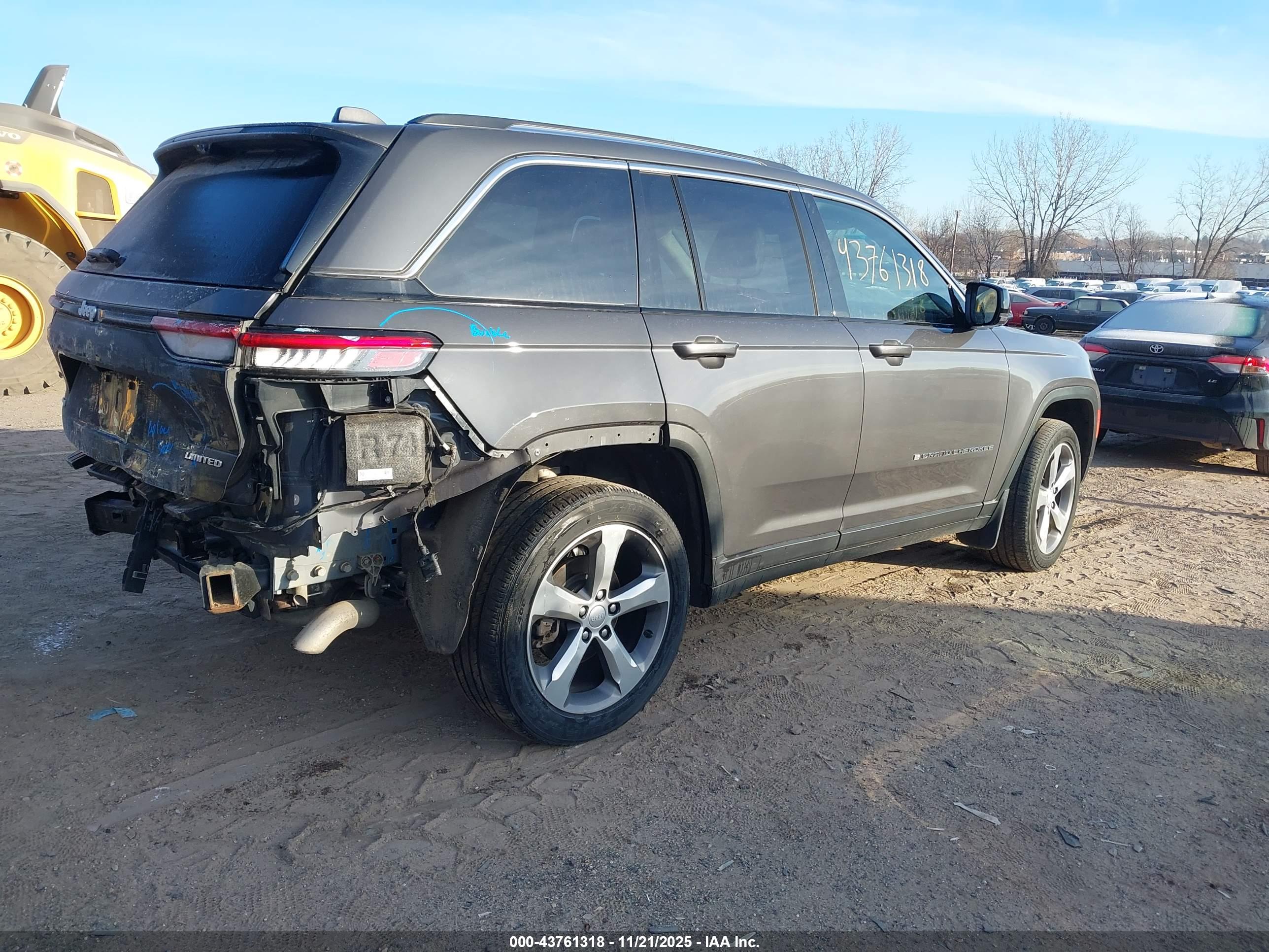 JEEP GRAND image 4