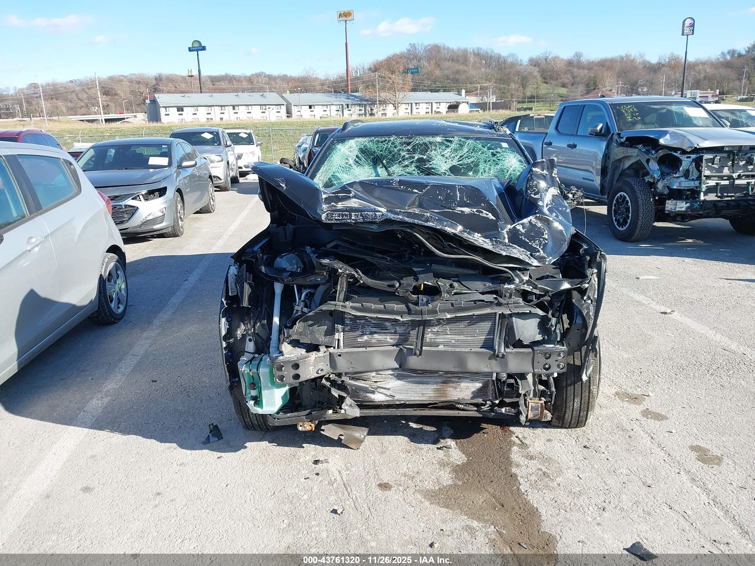 CHEVROLET TRAX image 6