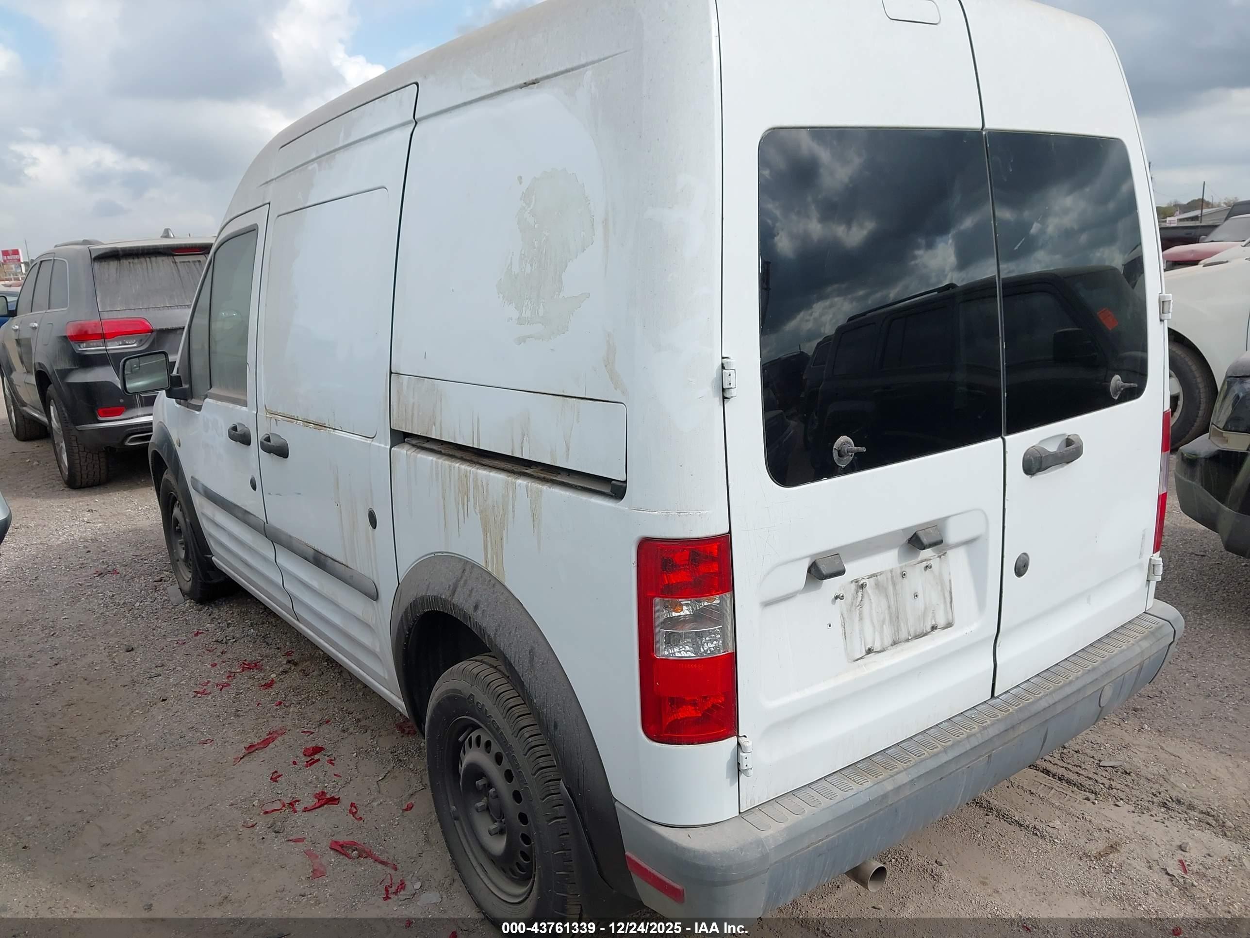 FORD TRANSIT image 3