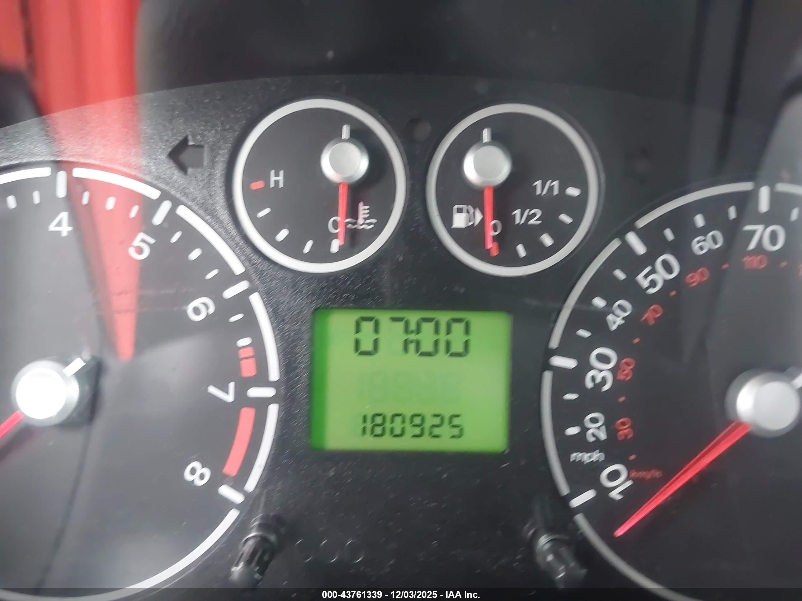 FORD TRANSIT image 7