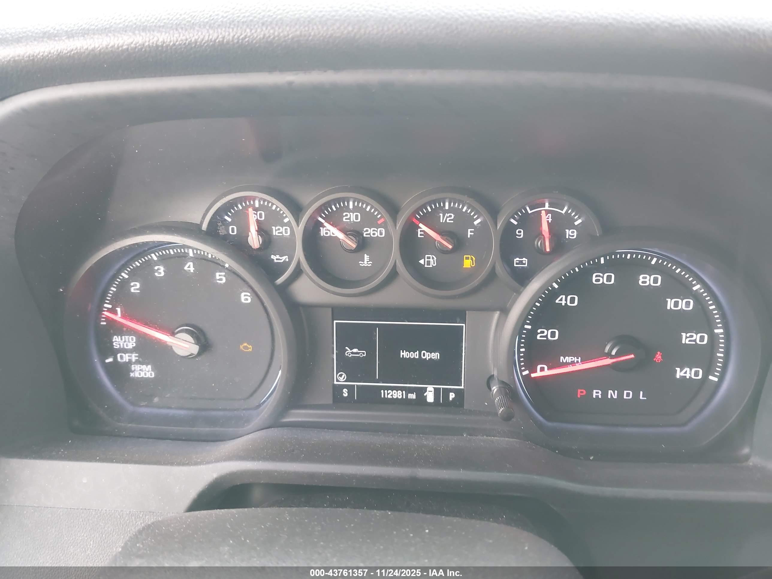 CHEVROLET SILVERADO image 7