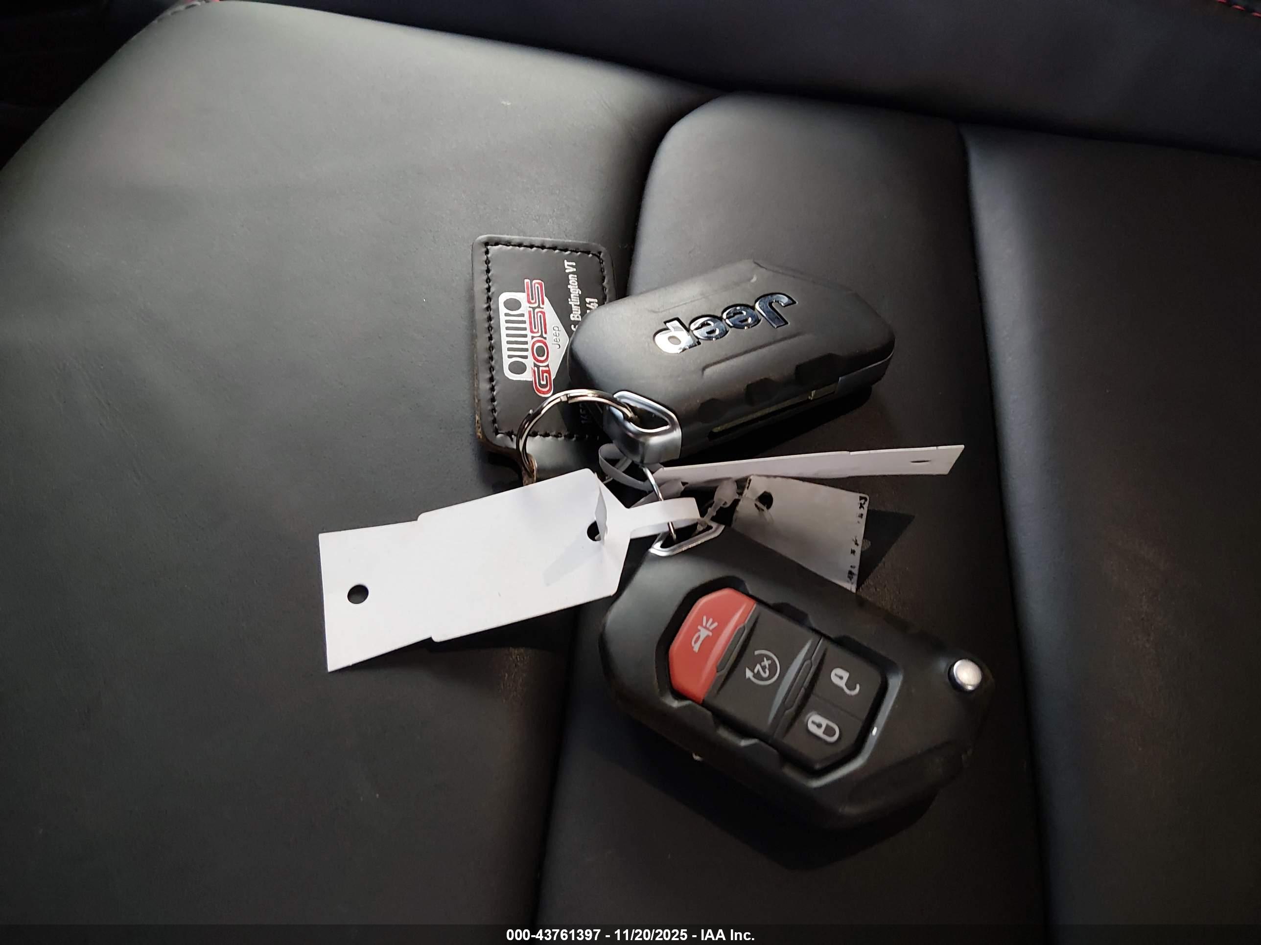 JEEP WRANGLER image 11