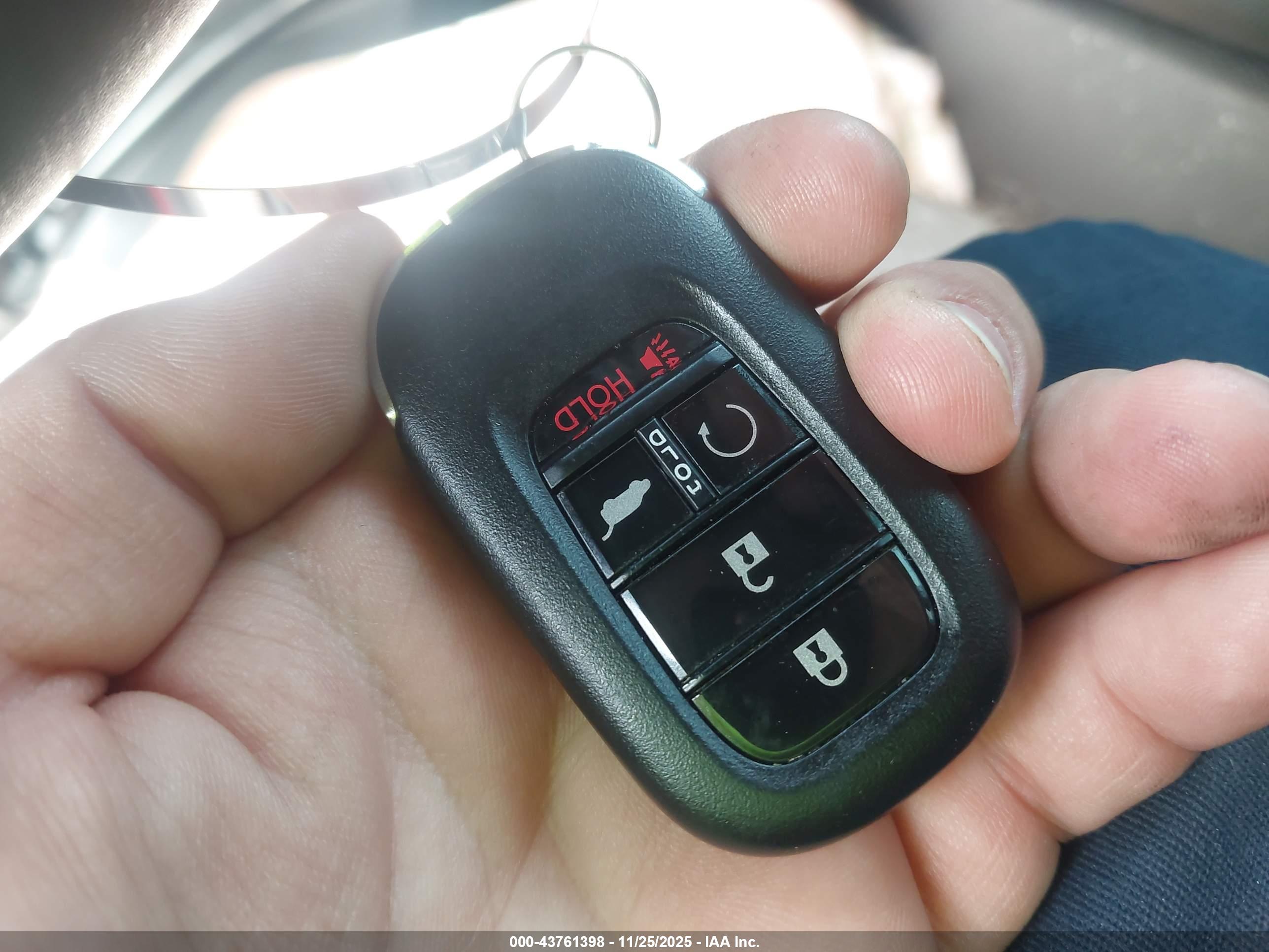 HONDA CR-V image 11