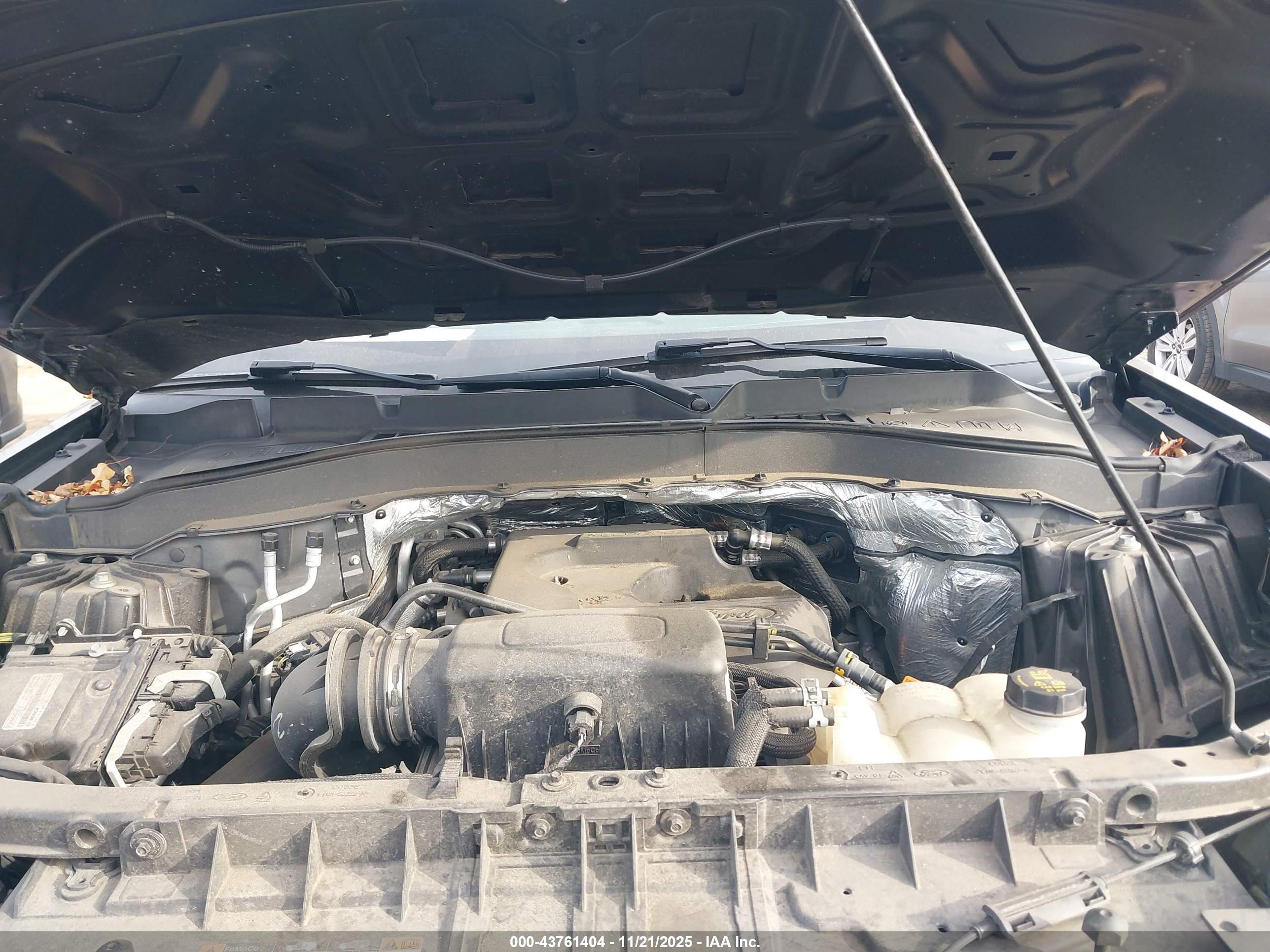 FORD EXPLORER image 10