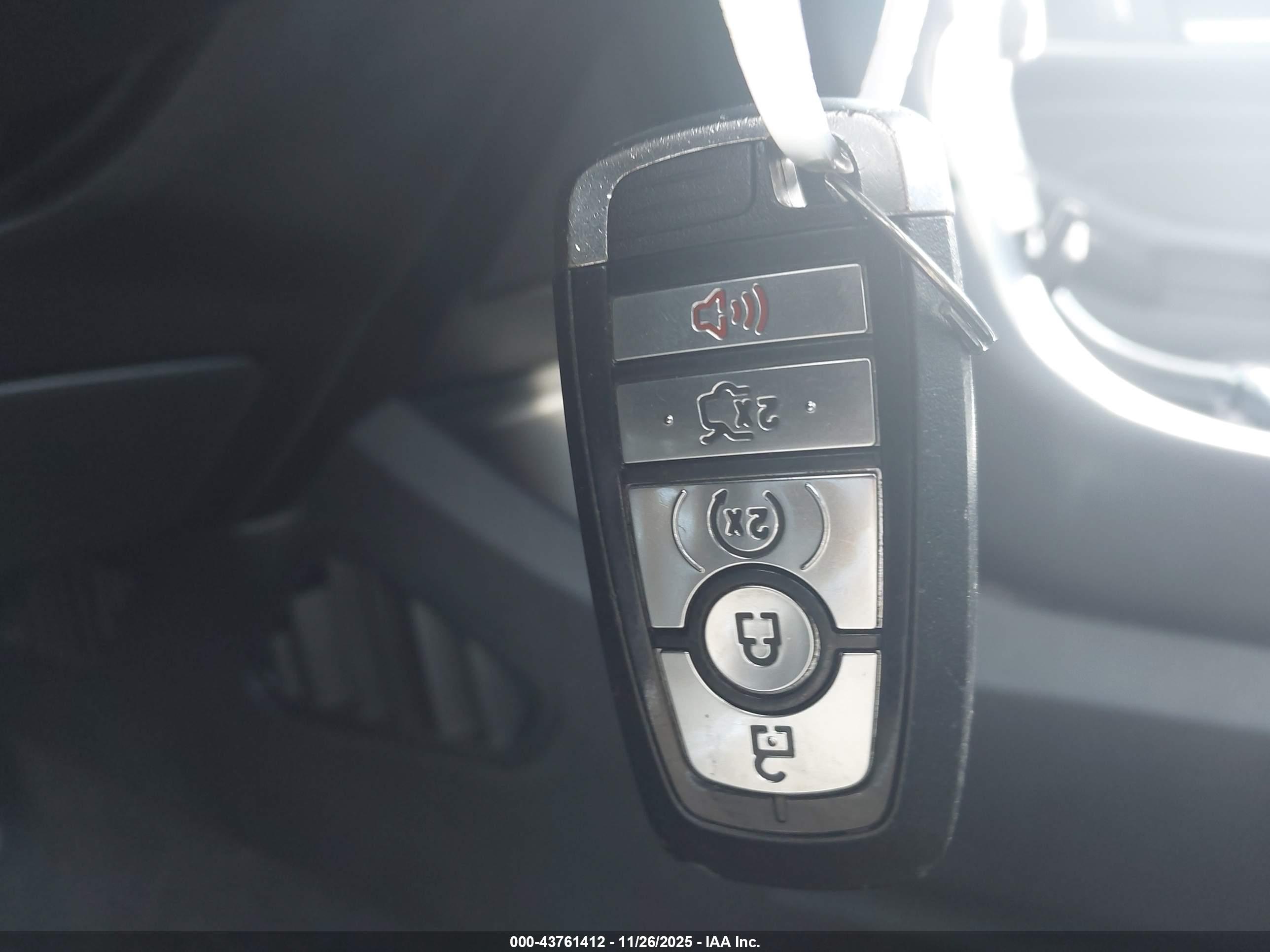 FORD EDGE image 11