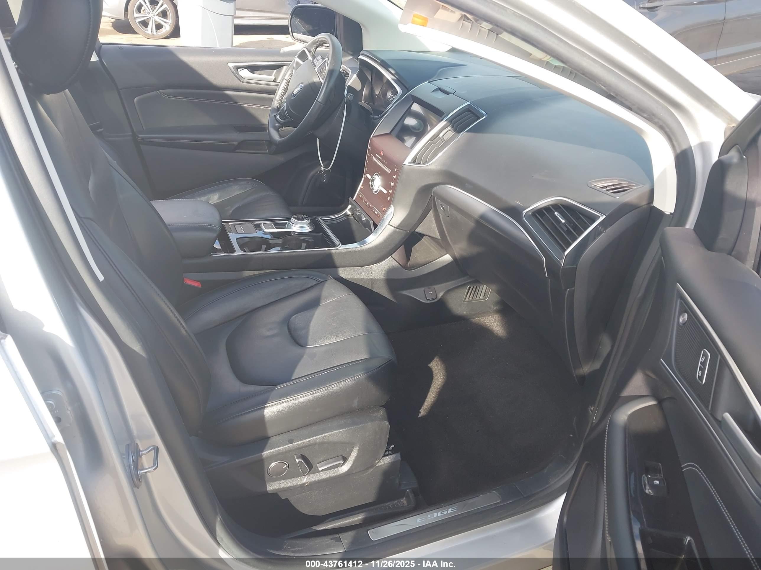 FORD EDGE image 5