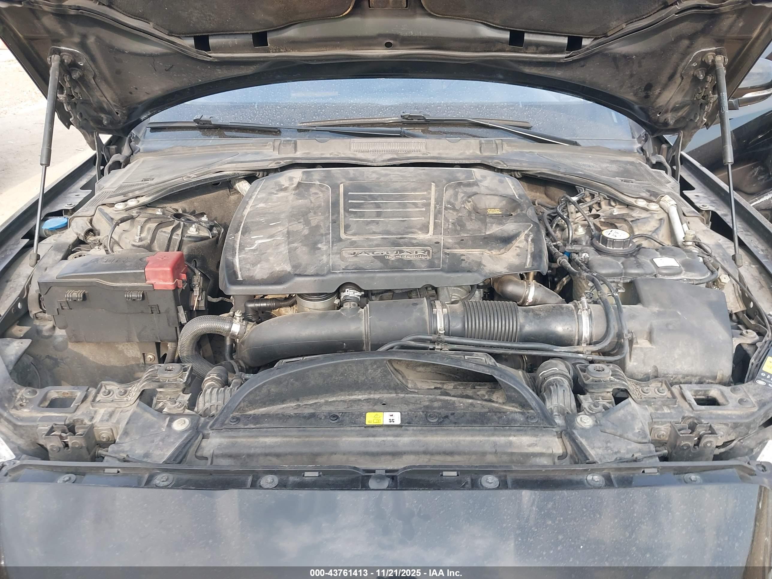 JAGUAR XF image 10