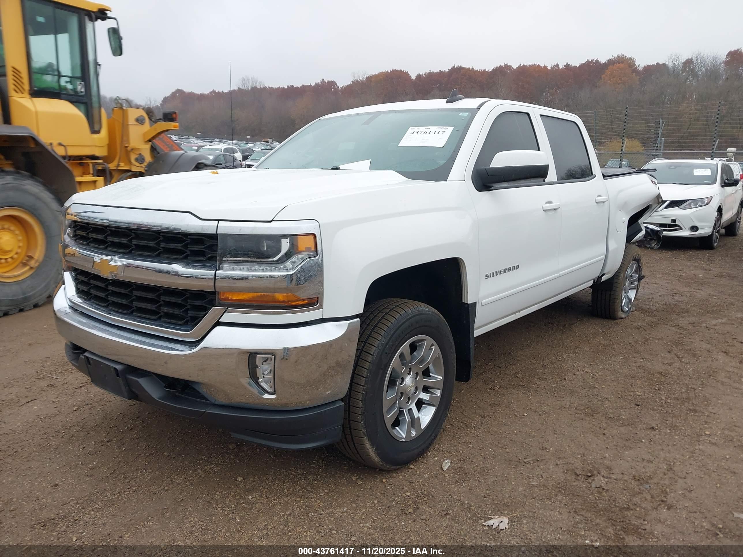 CHEVROLET SILVERADO image 2