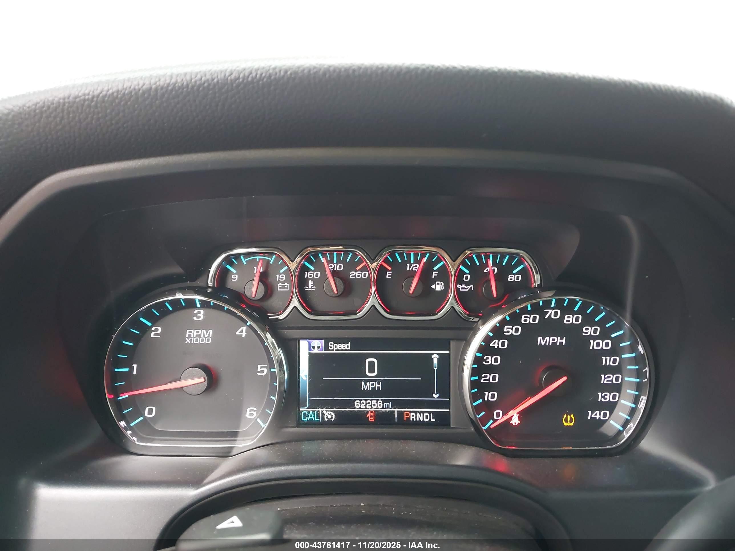 CHEVROLET SILVERADO image 7