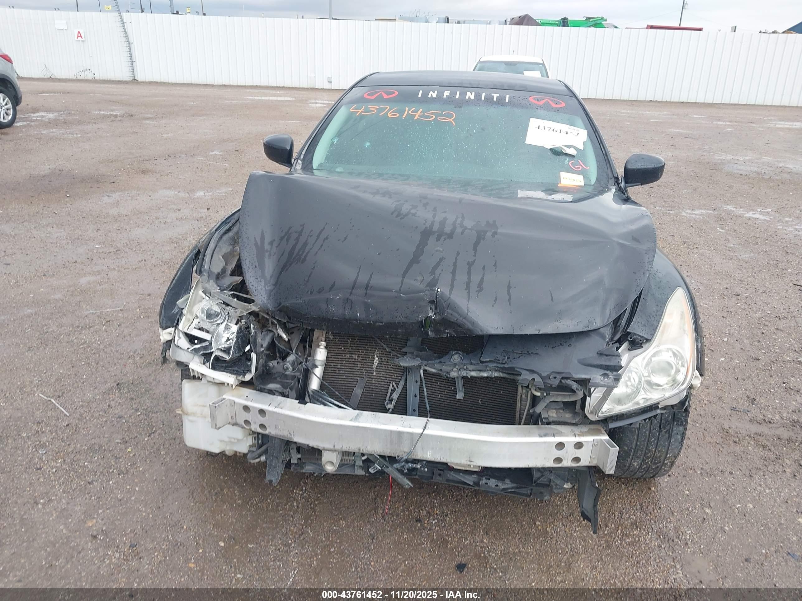 INFINITI G37 image 6