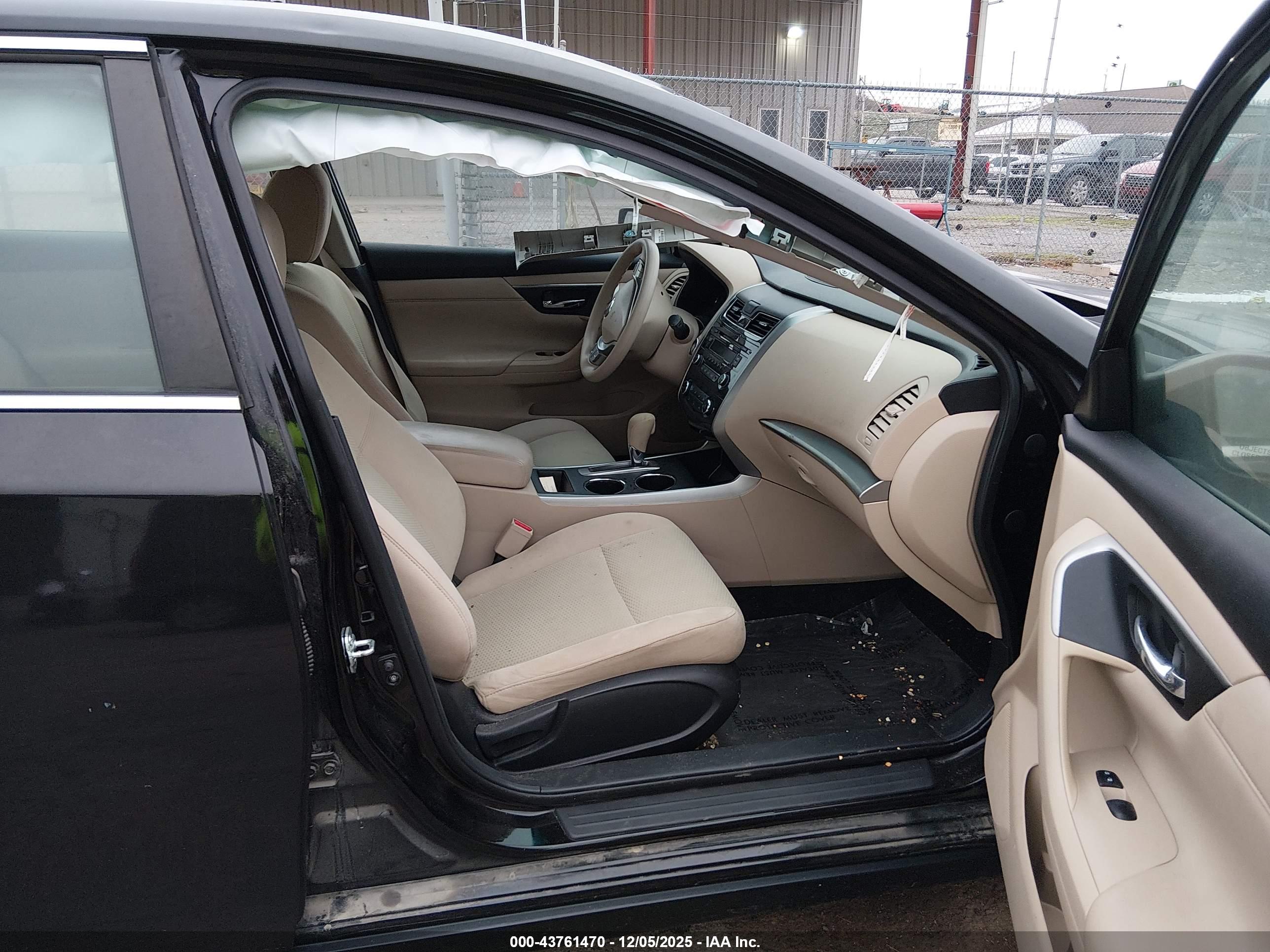 NISSAN ALTIMA image 5