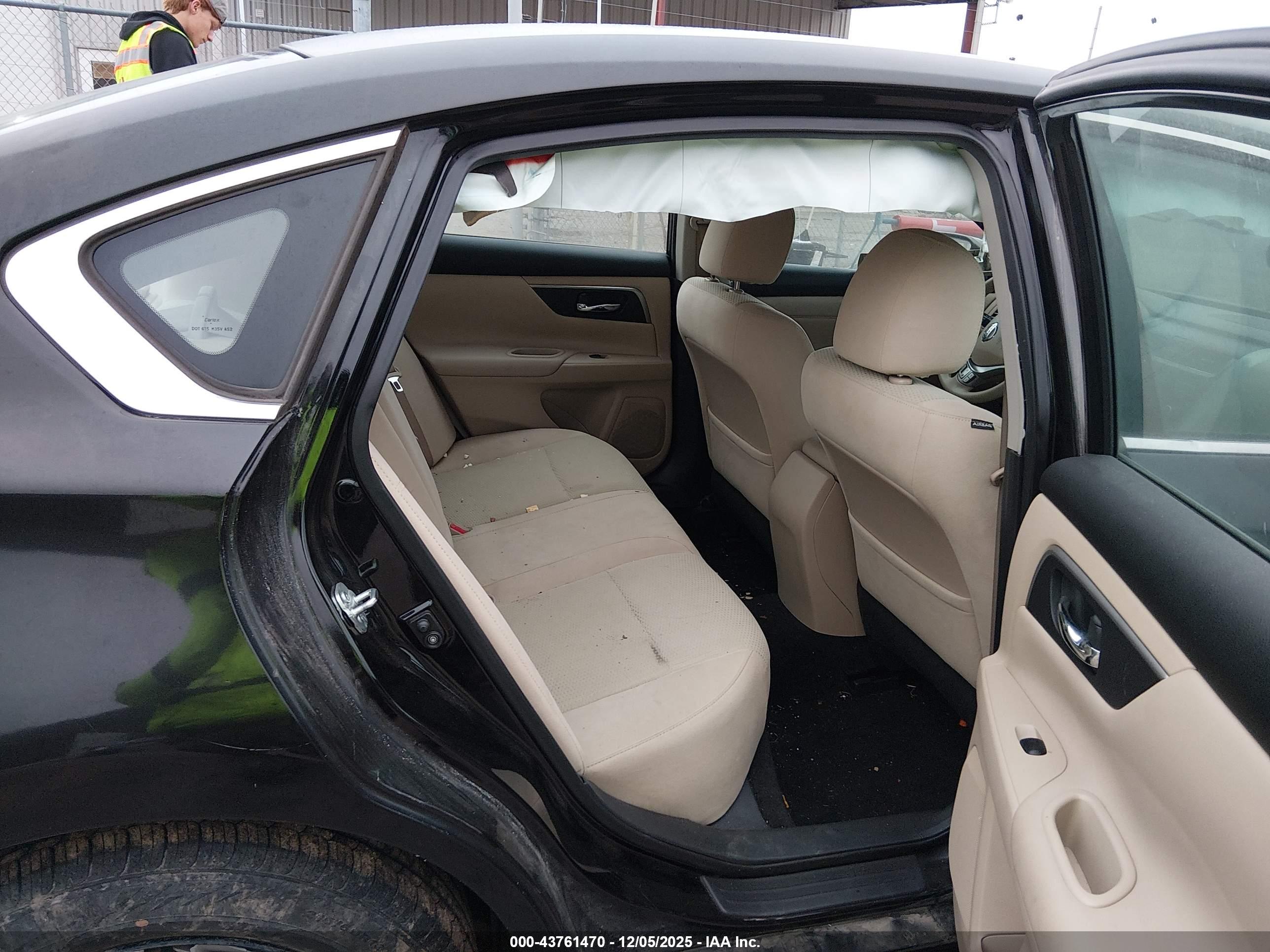 NISSAN ALTIMA image 8