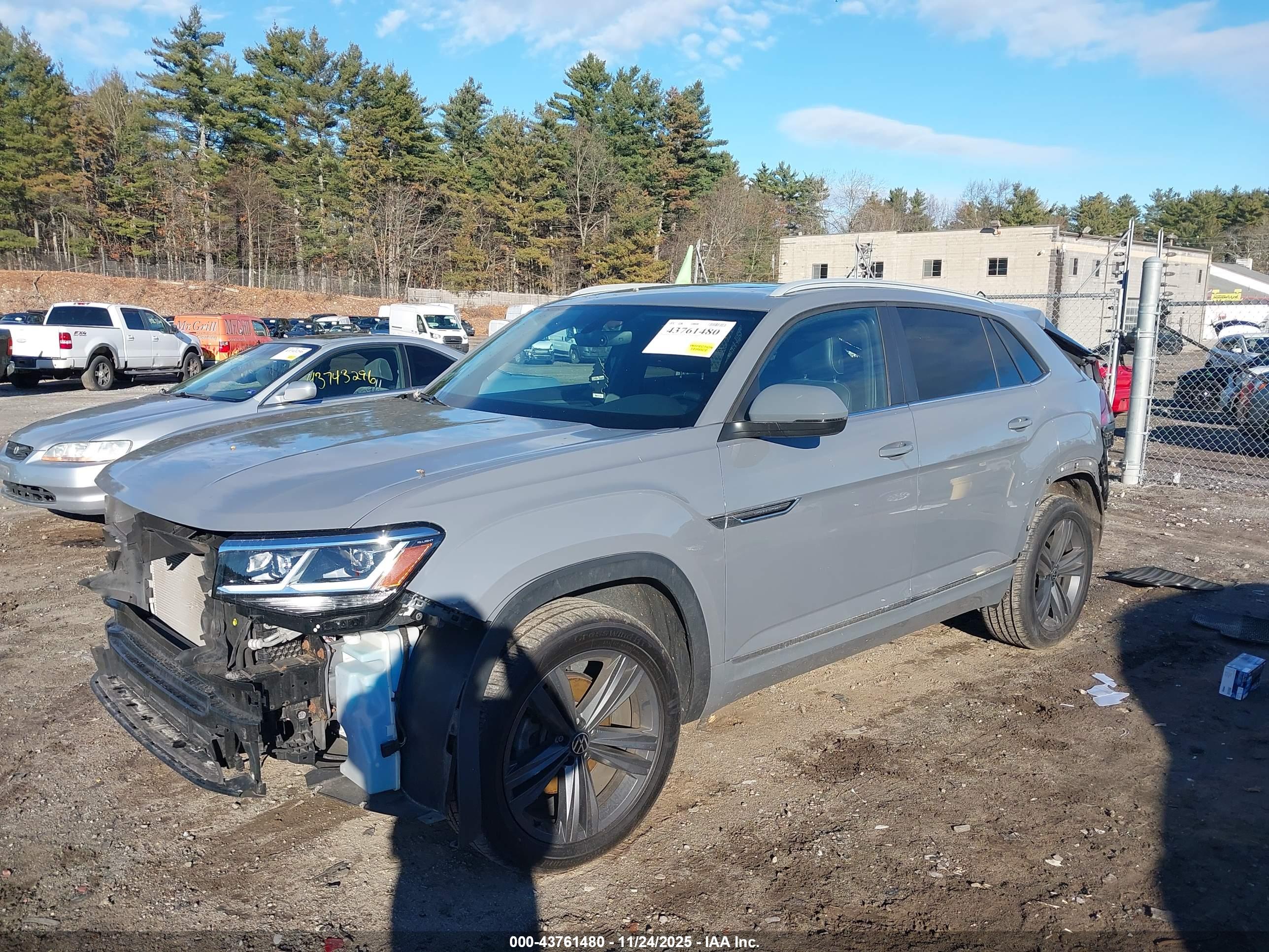 VOLKSWAGEN ATLAS image 2