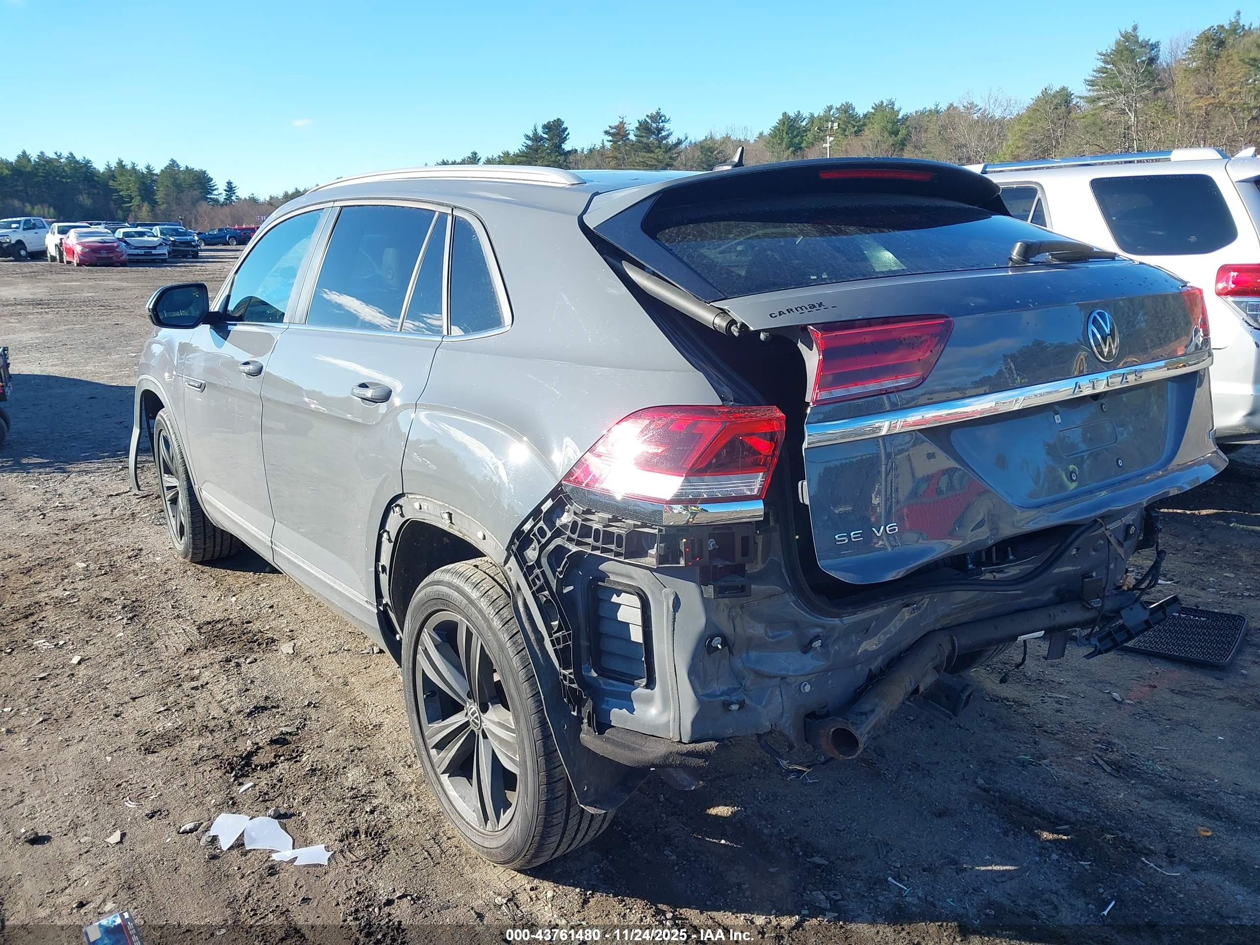 VOLKSWAGEN ATLAS image 3