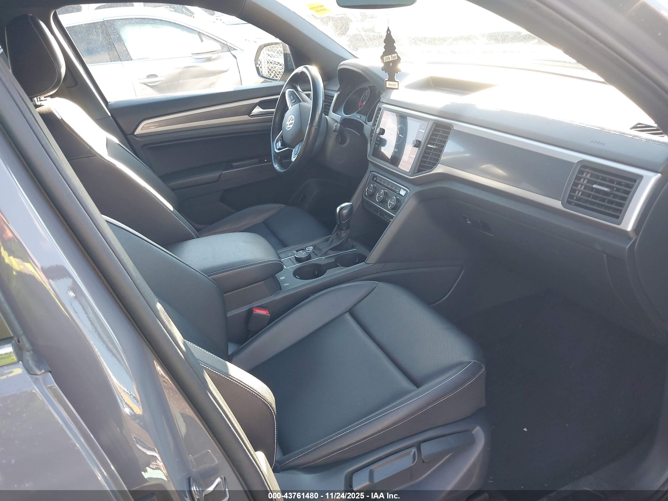 VOLKSWAGEN ATLAS image 5