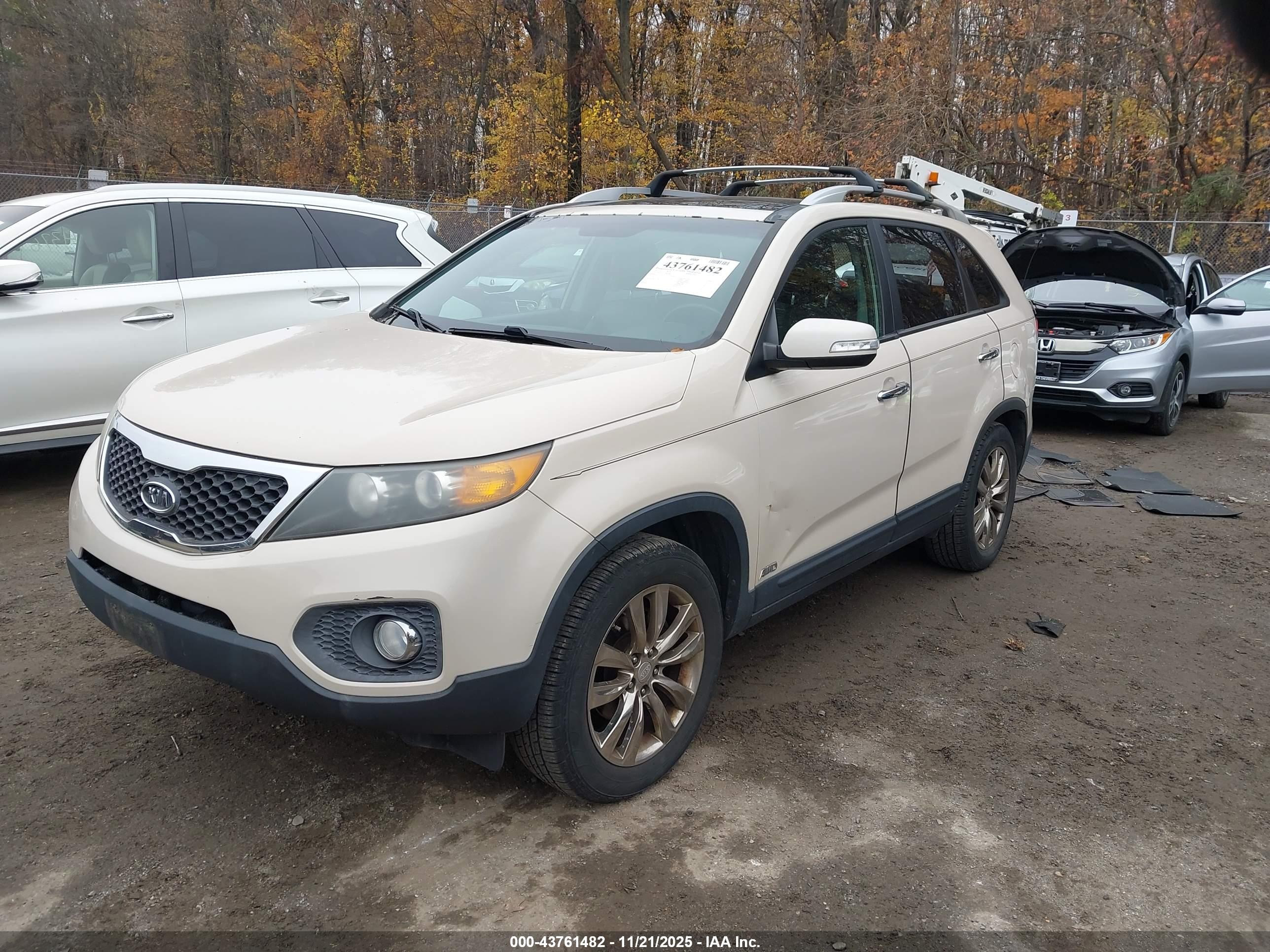 KIA SORENTO image 2