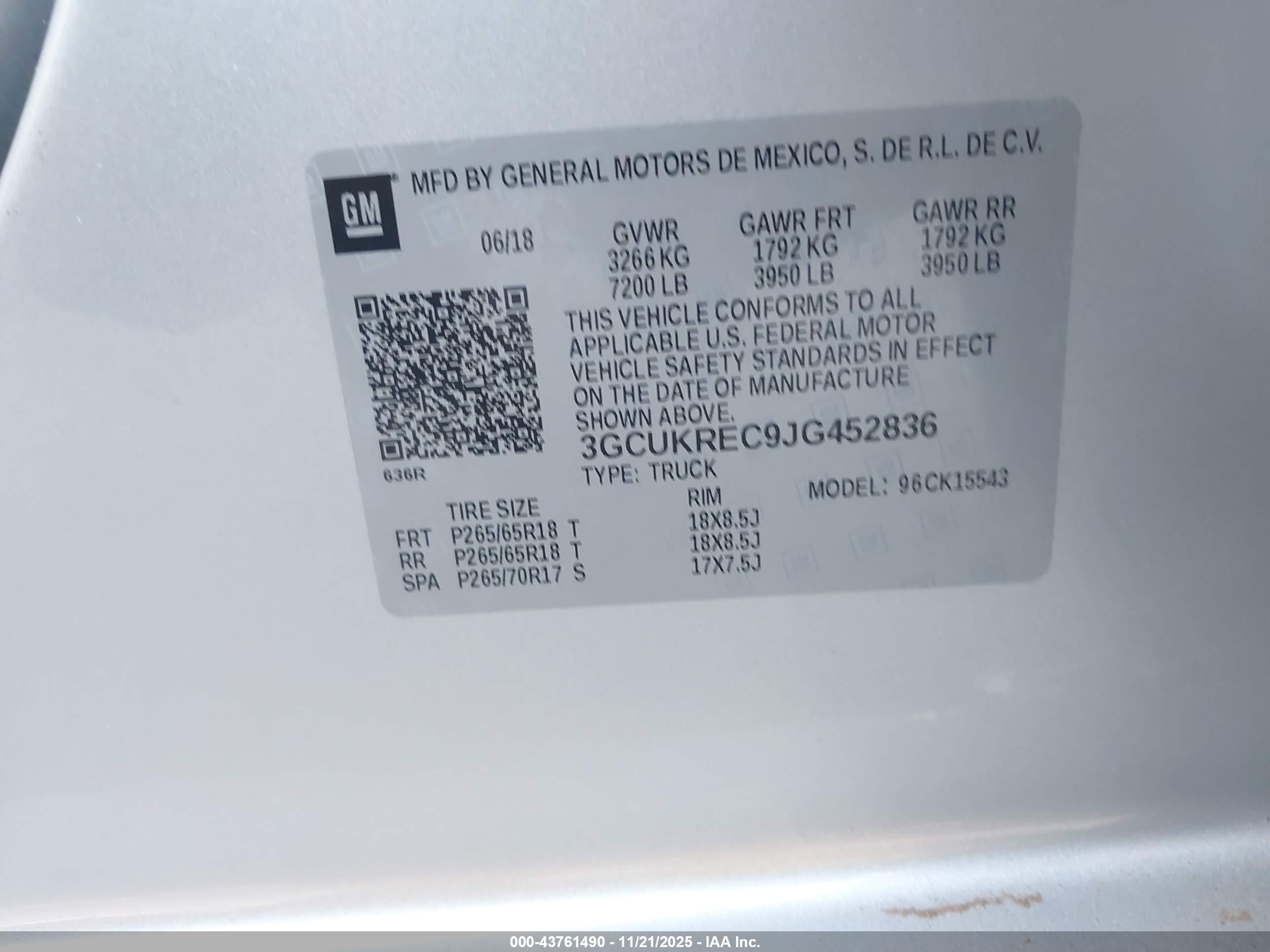CHEVROLET SILVERADO image 9