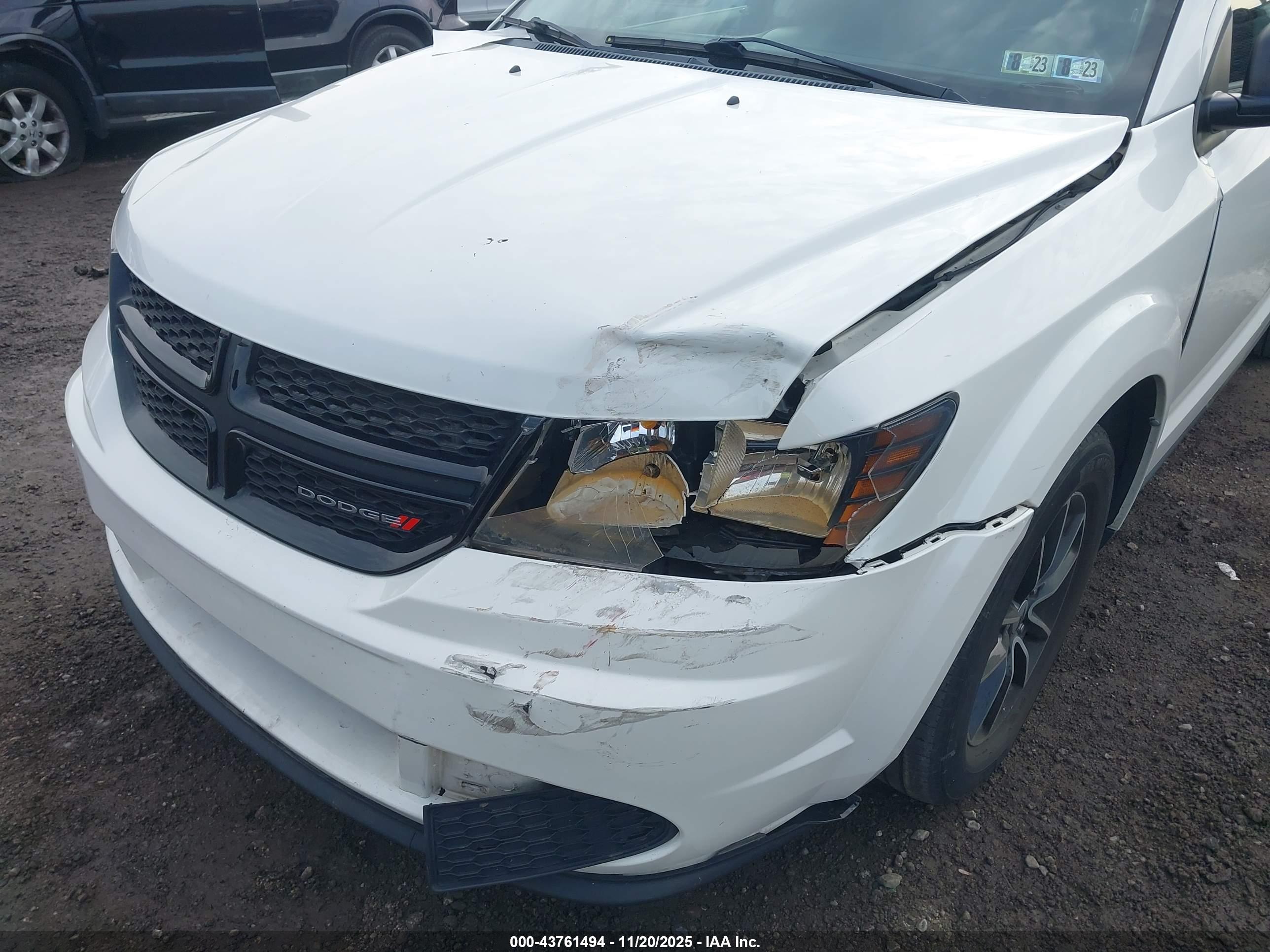 DODGE JOURNEY image 6