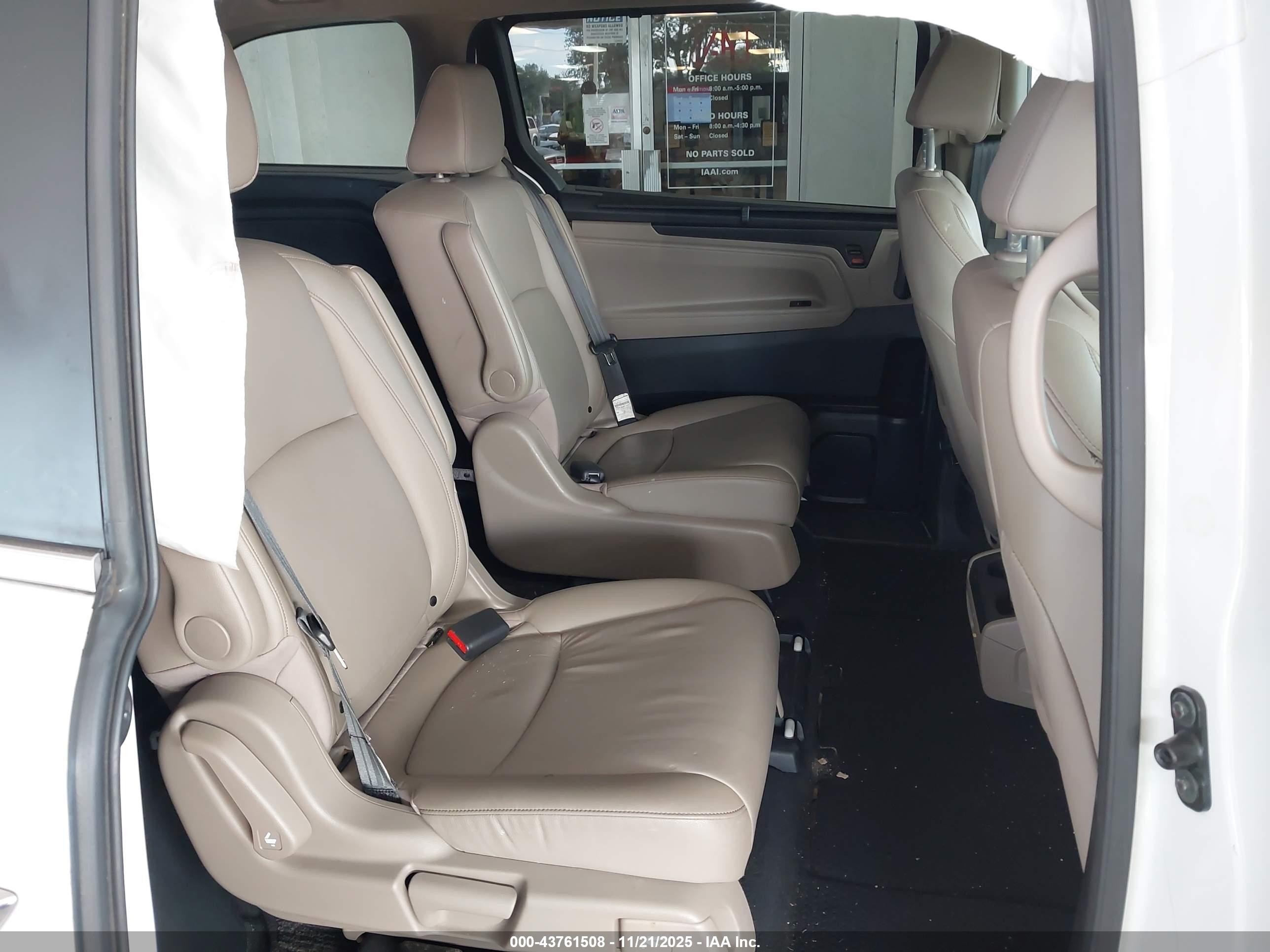HONDA ODYSSEY image 8