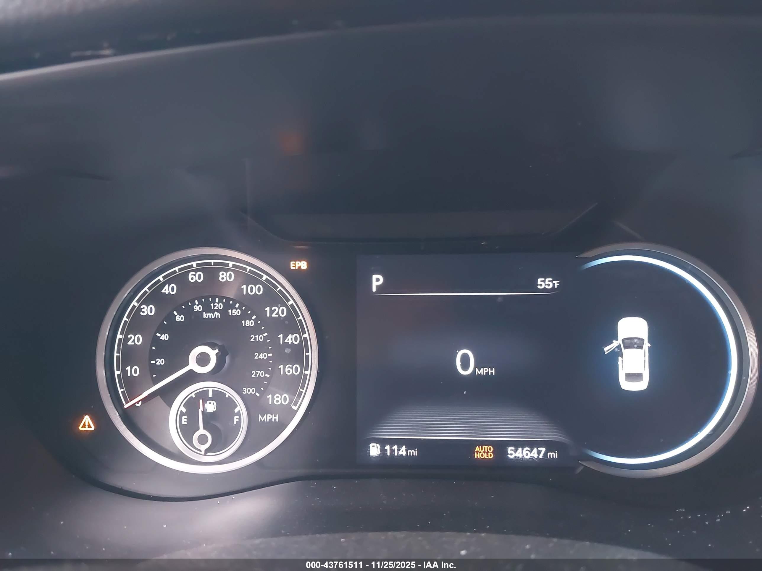 GENESIS G70 image 7