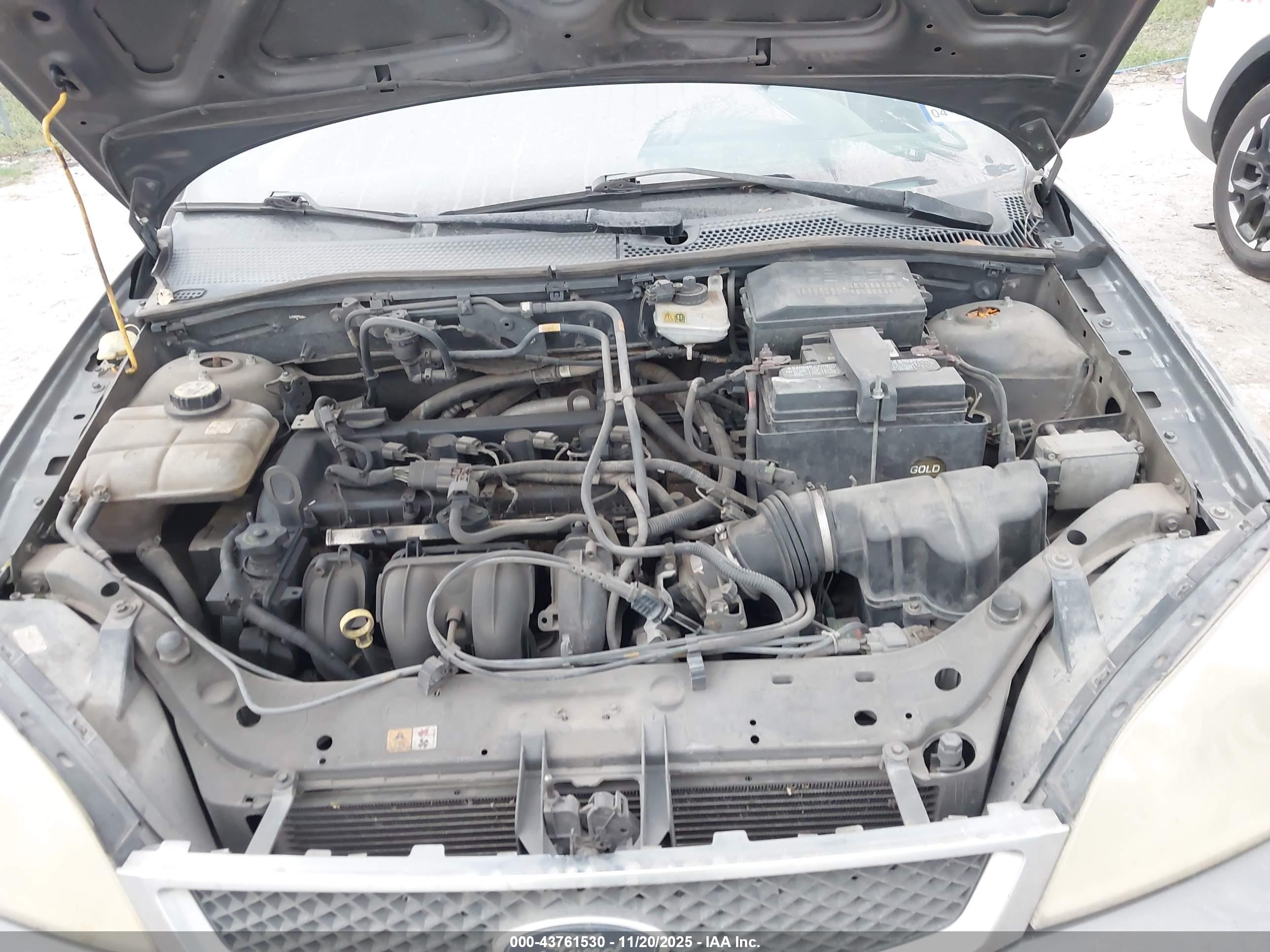 FORD FOCUS image 10