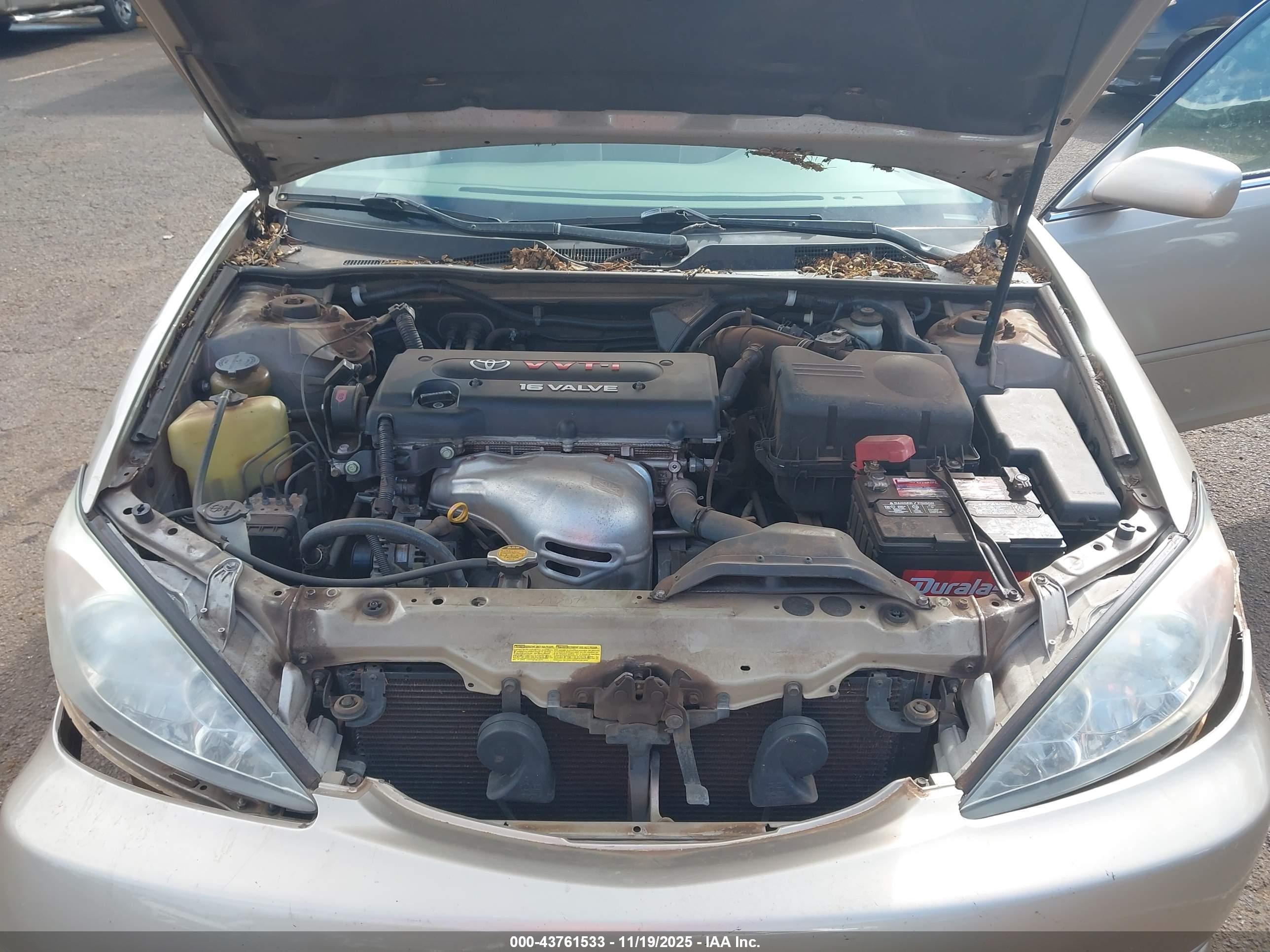 TOYOTA CAMRY image 10