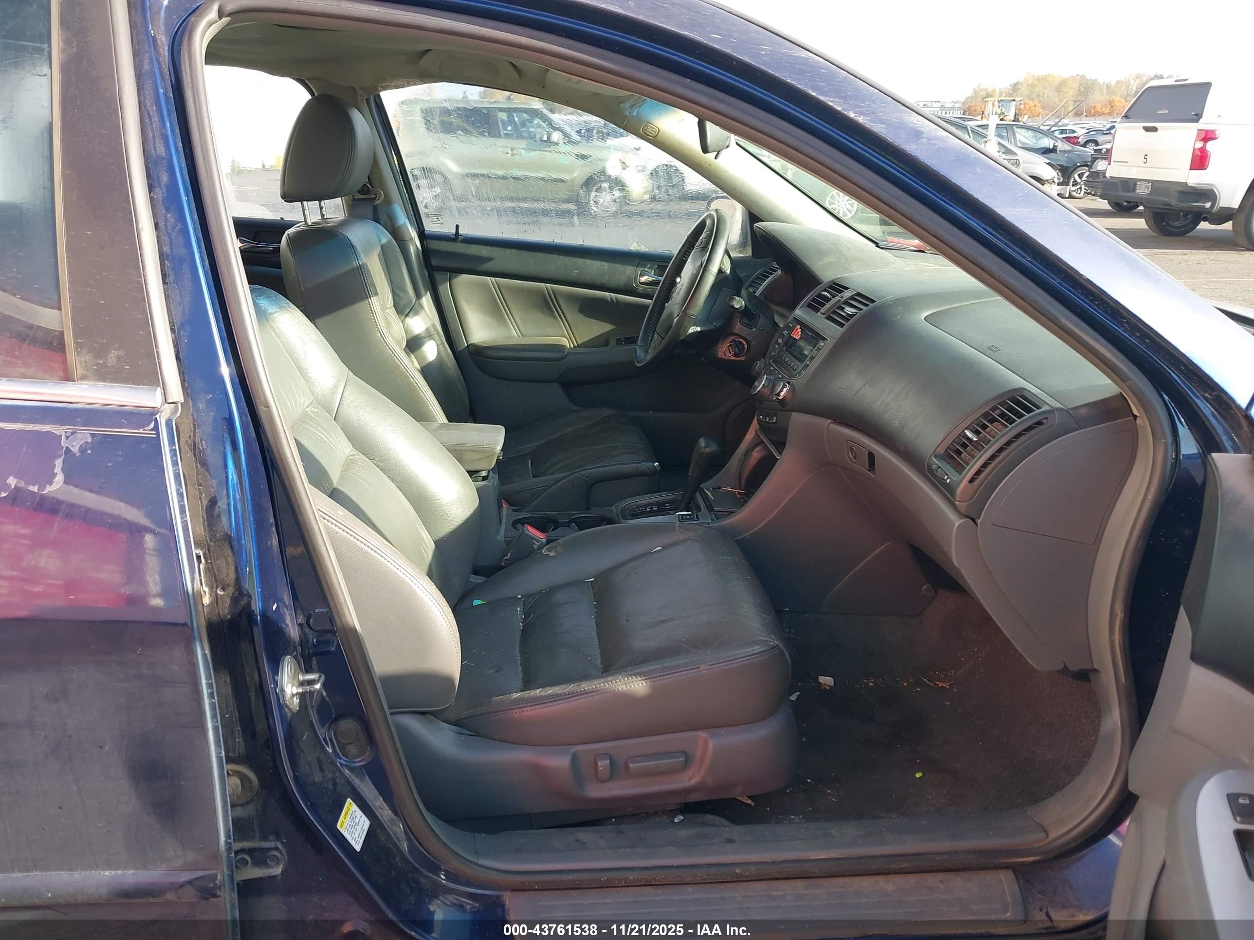 HONDA ACCORD image 5