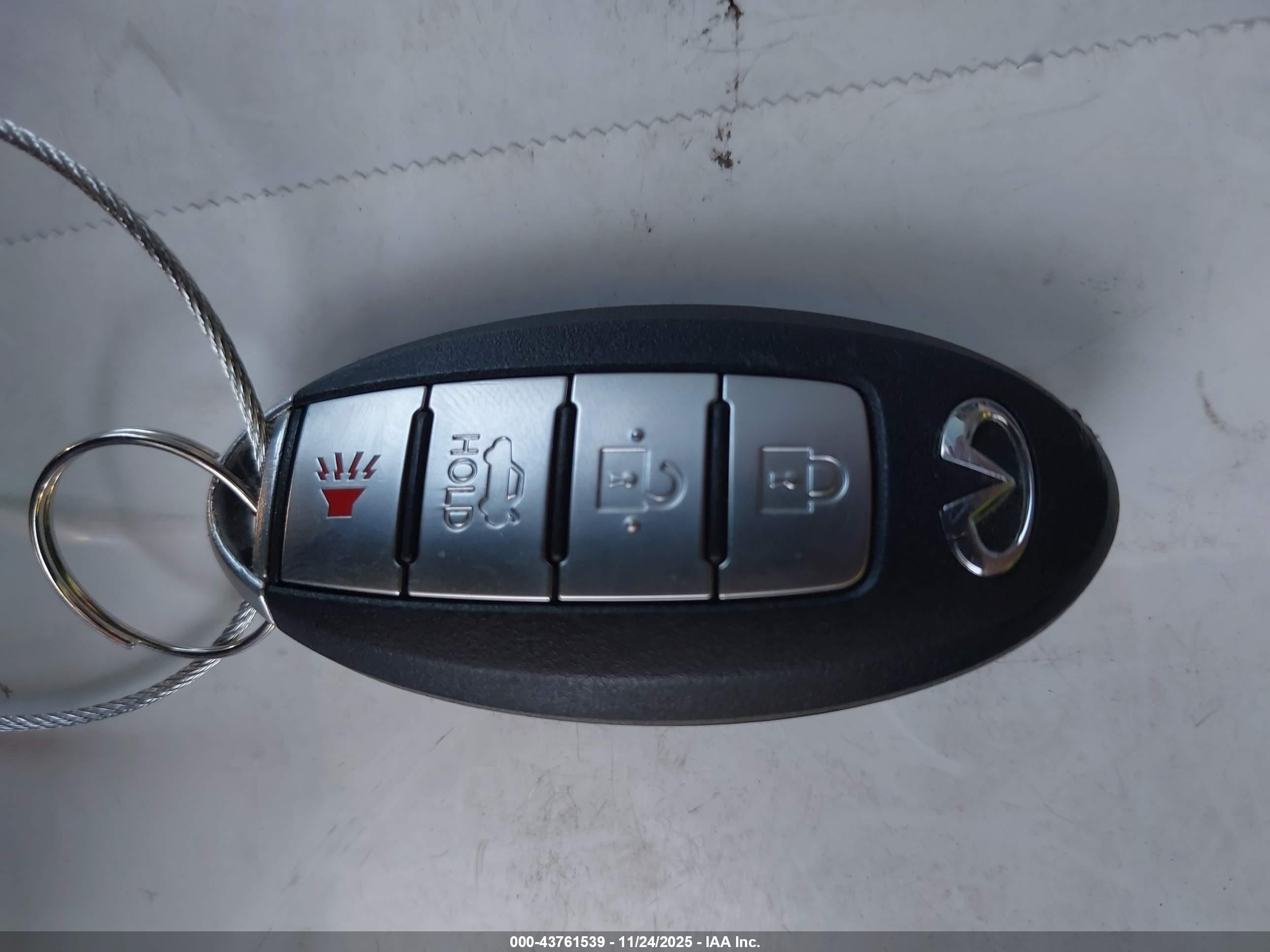 INFINITI Q50 image 11