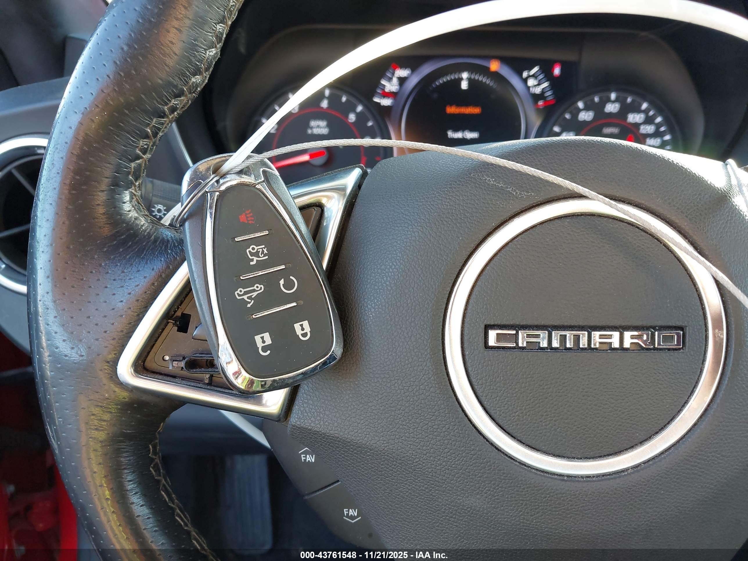 CHEVROLET CAMARO image 11